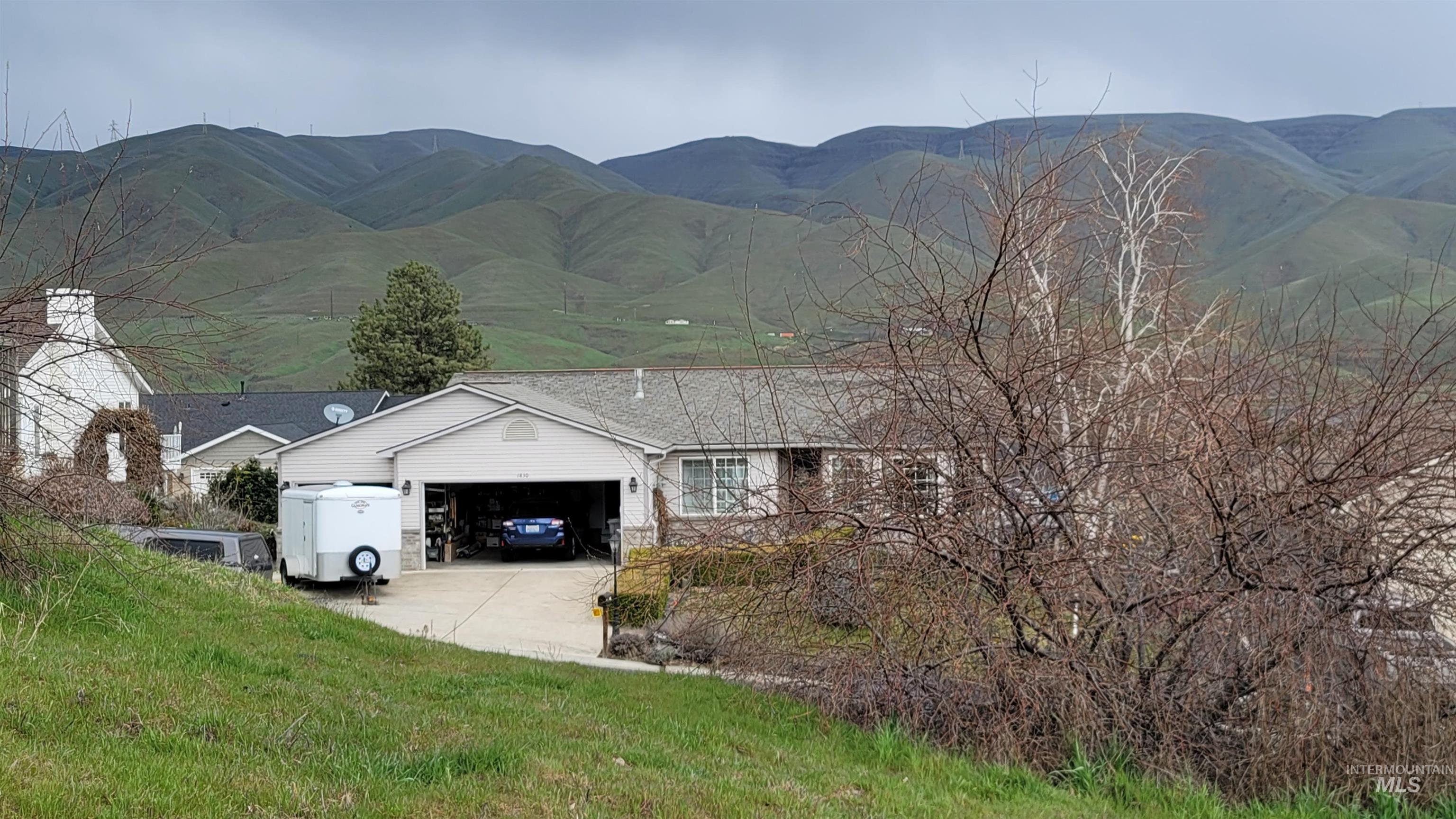 1817 Frederickson Dr. Property Photo 14