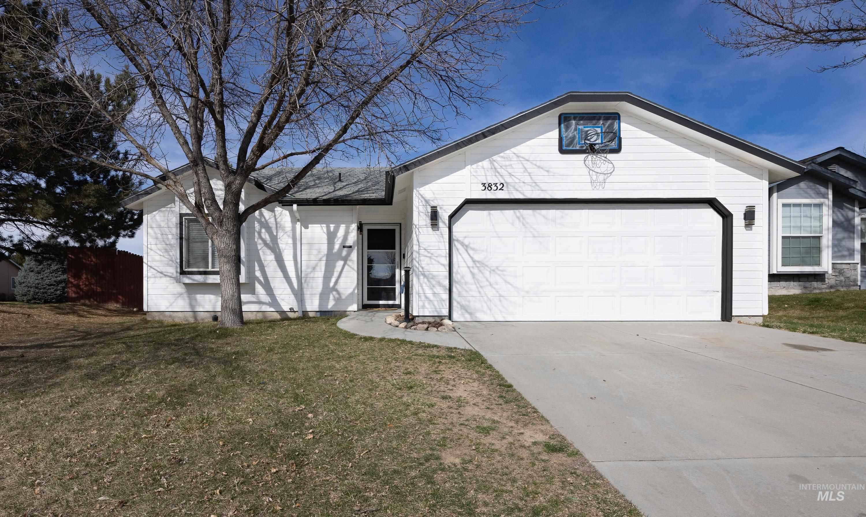 3832 E Sweet Pea Property Photo
