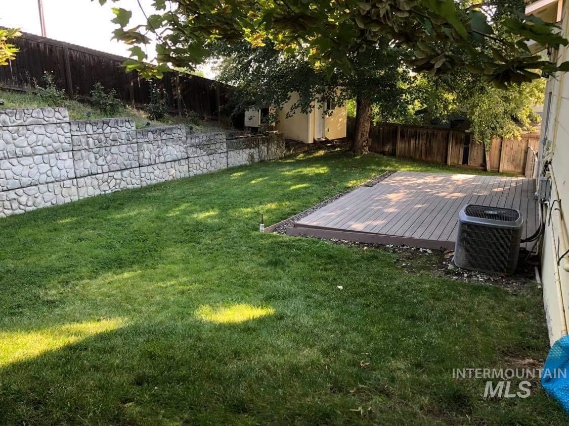 507 Silcott Court Property Photo 2