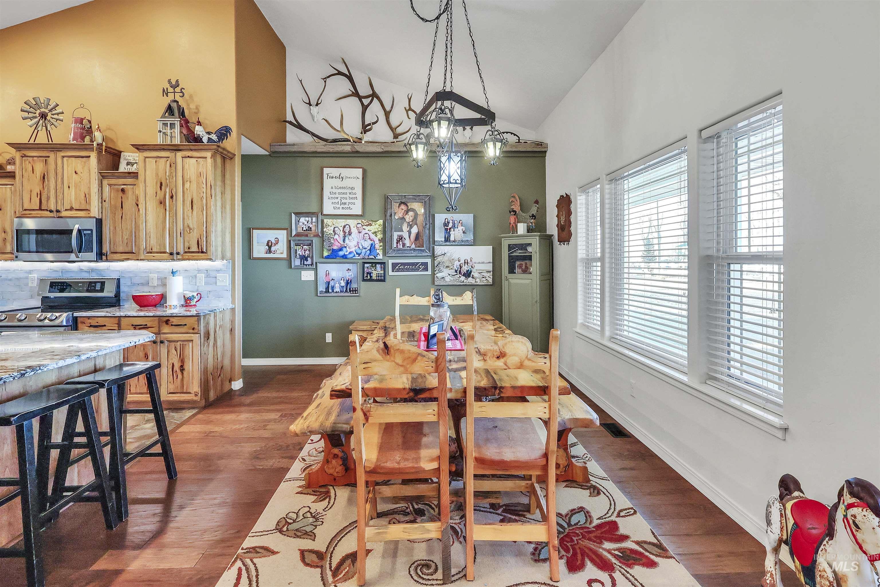 781 N 1150 E Property Photo 11