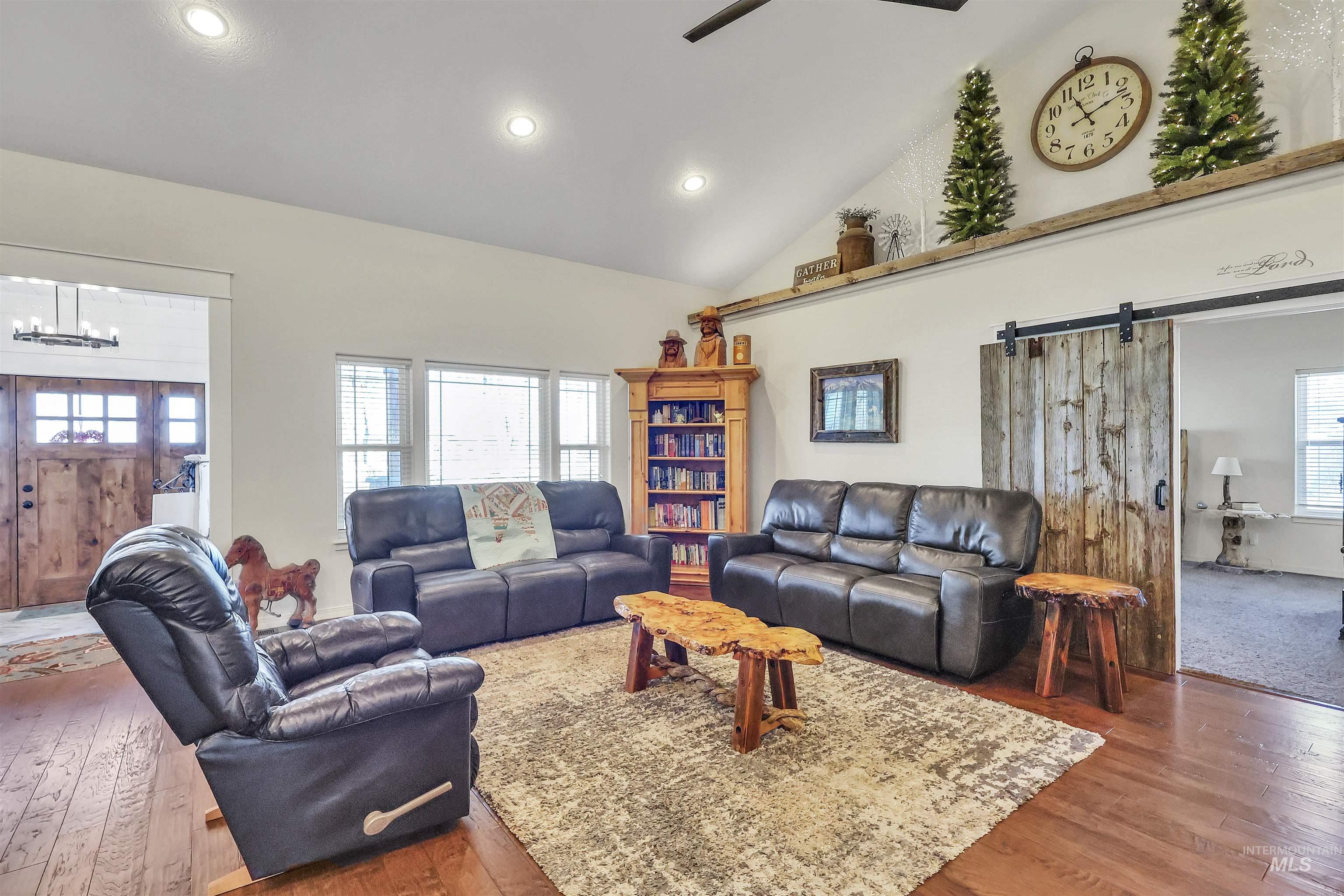 781 N 1150 E Property Photo 13