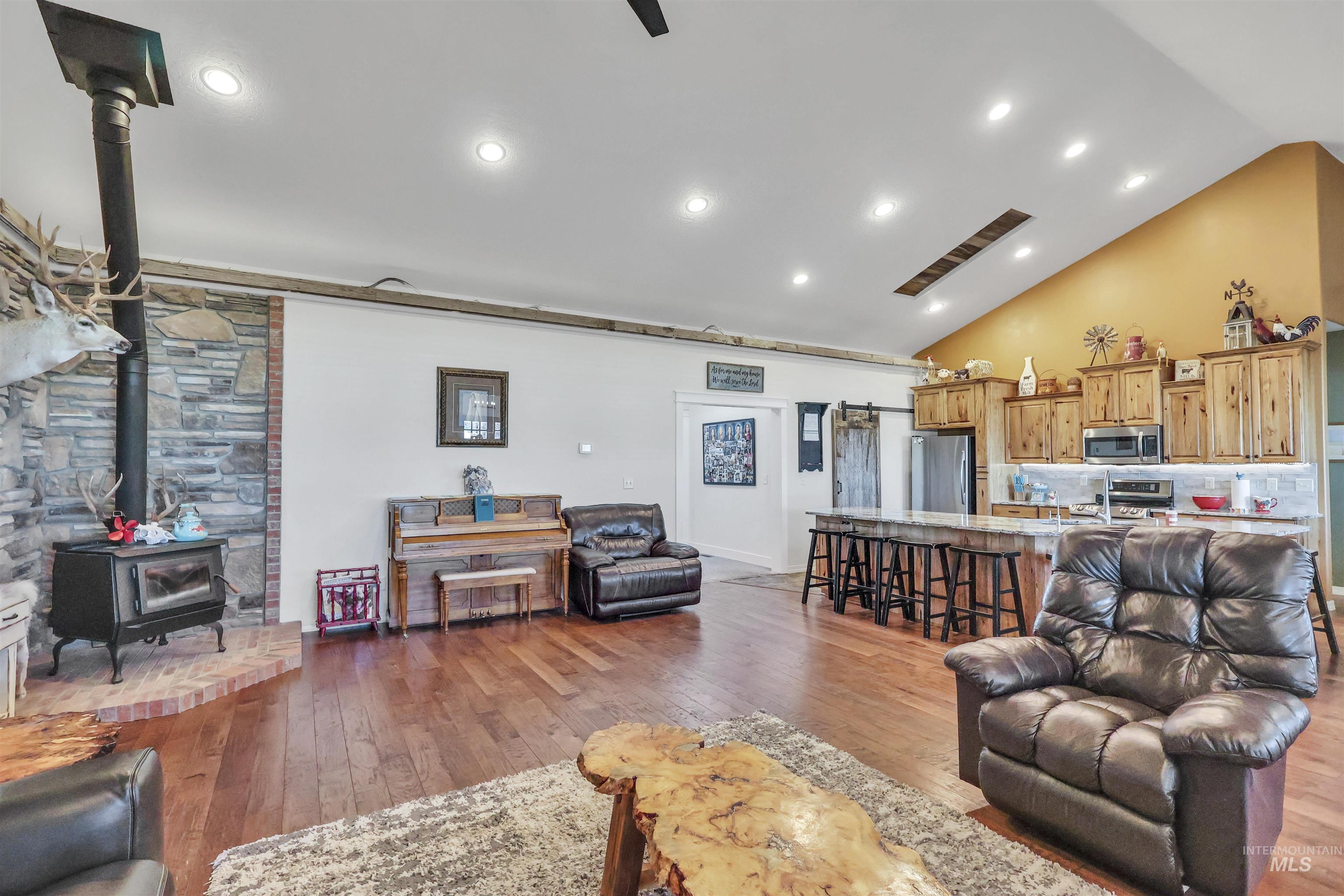 781 N 1150 E Property Photo 15