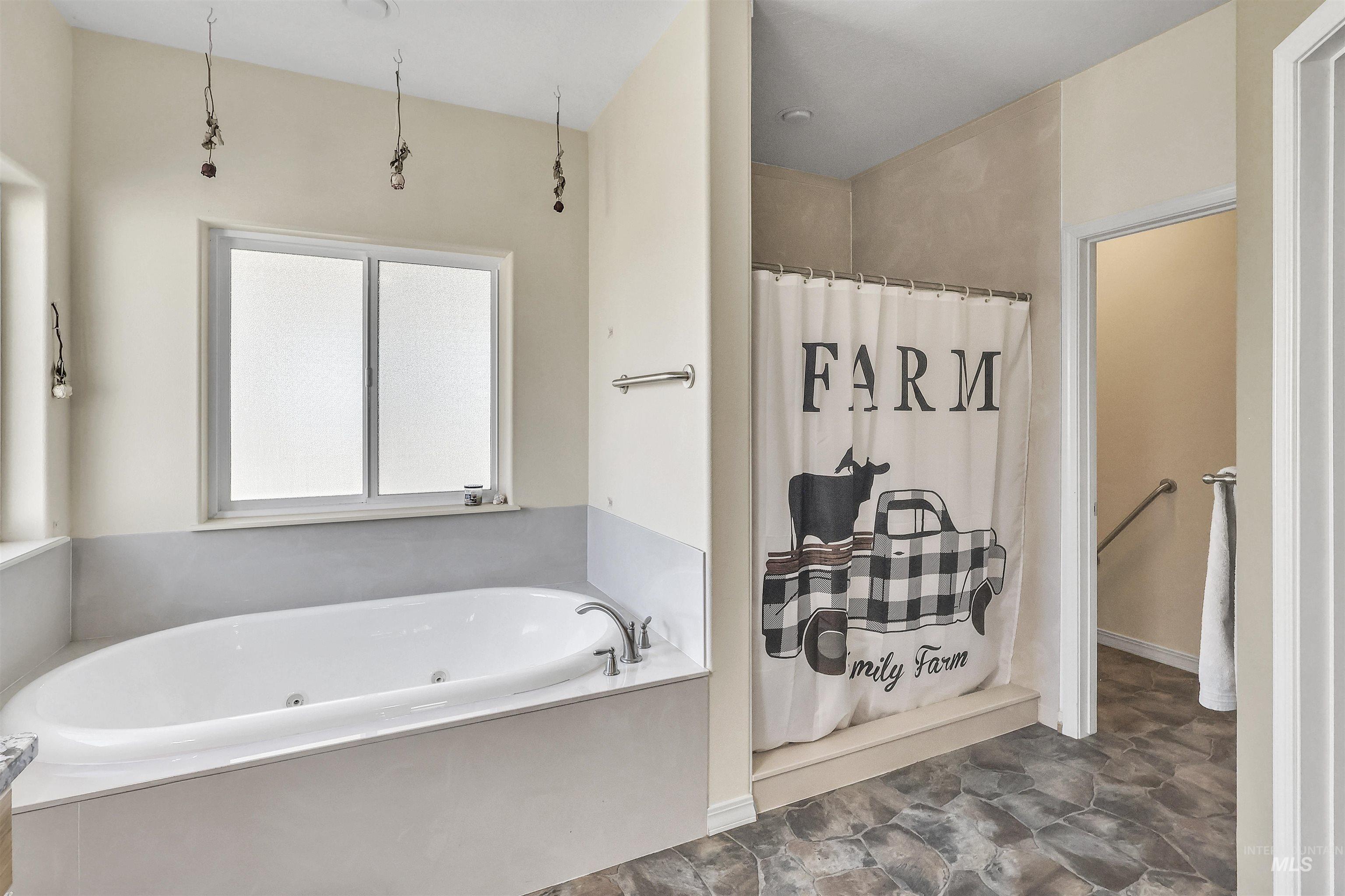 781 N 1150 E Property Photo 19