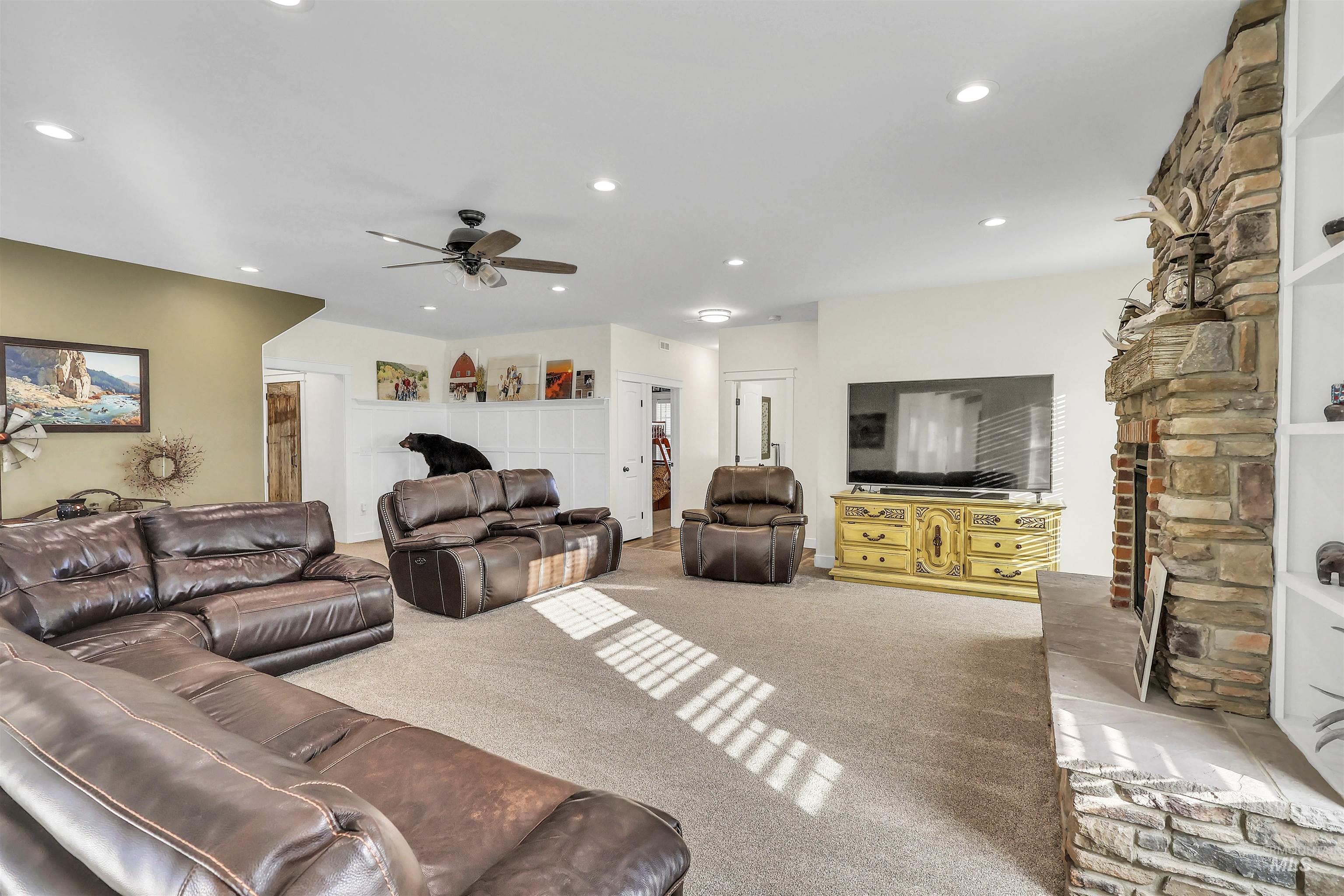781 N 1150 E Property Photo 23