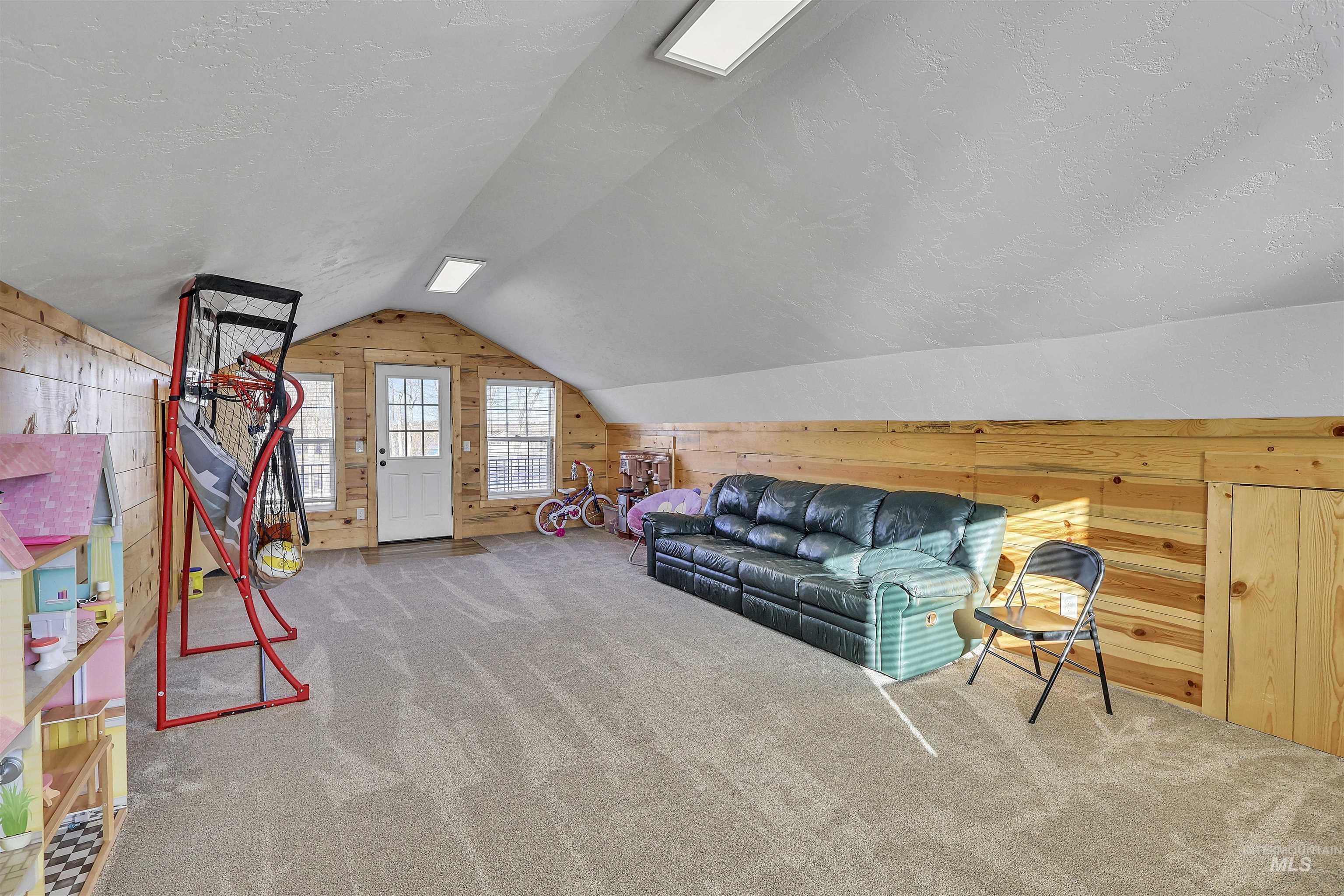 781 N 1150 E Property Photo 42