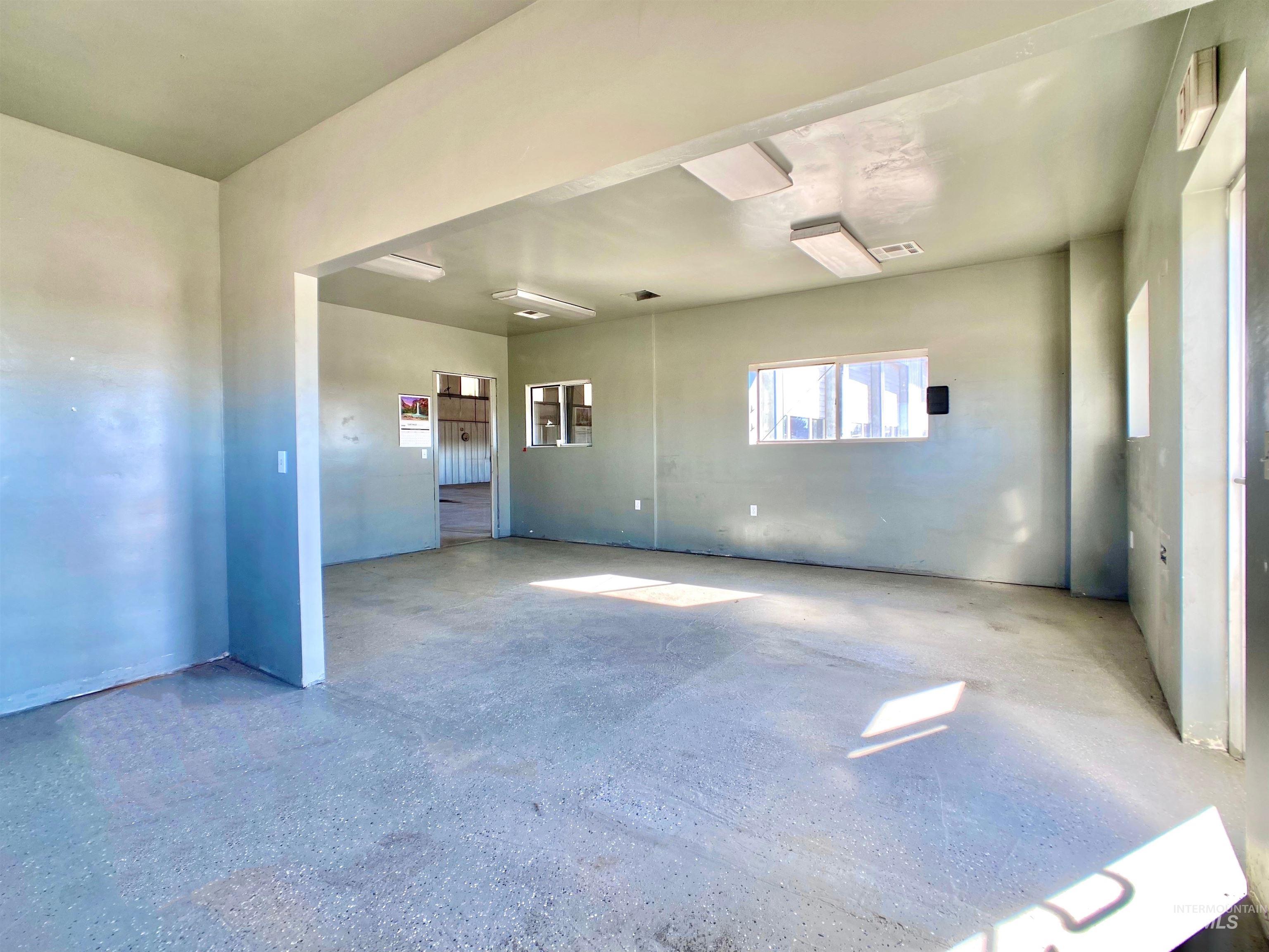 48 Highway 75 Property Photo 2
