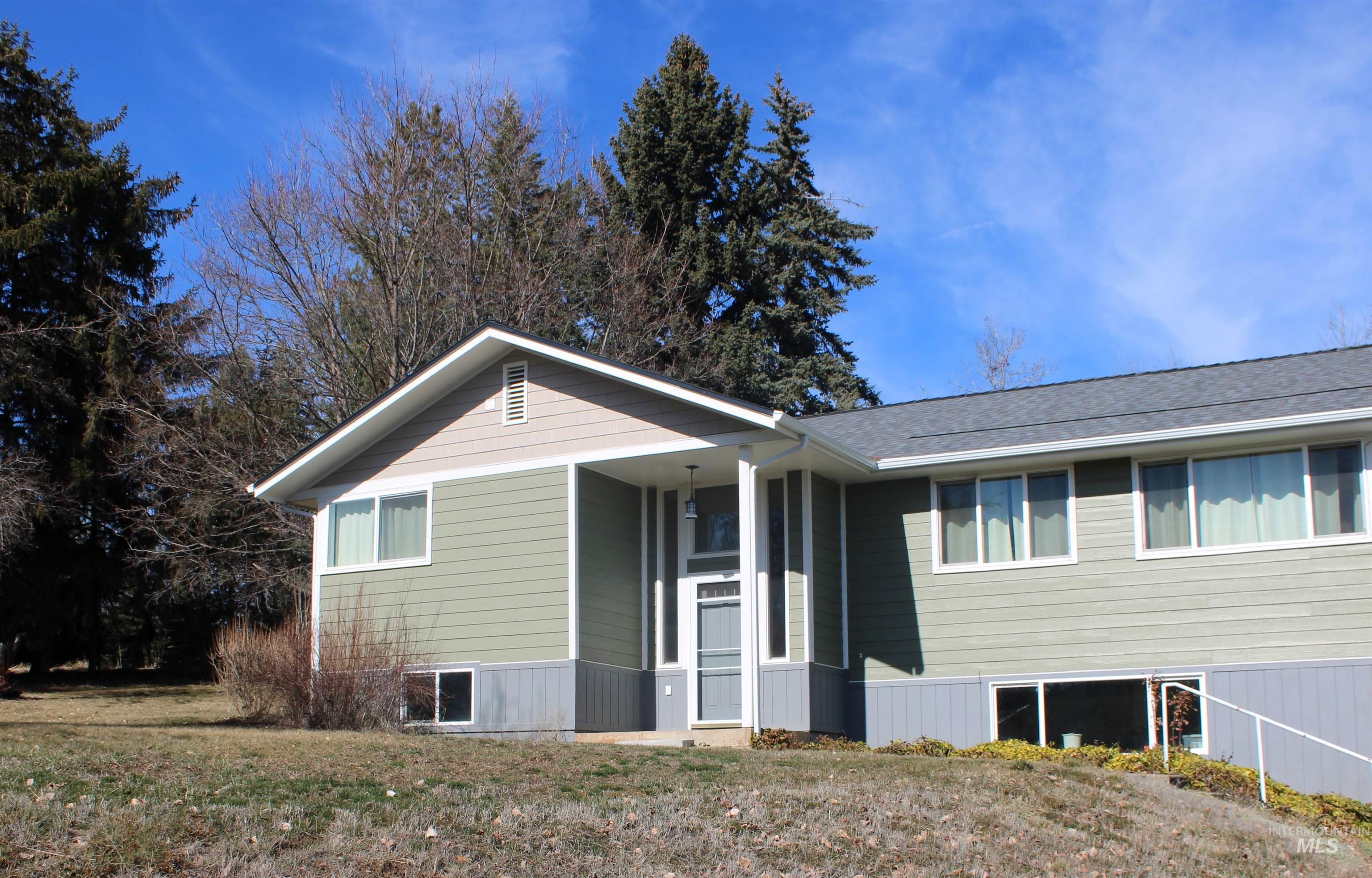 1200 Lundquist Lane Property Photo