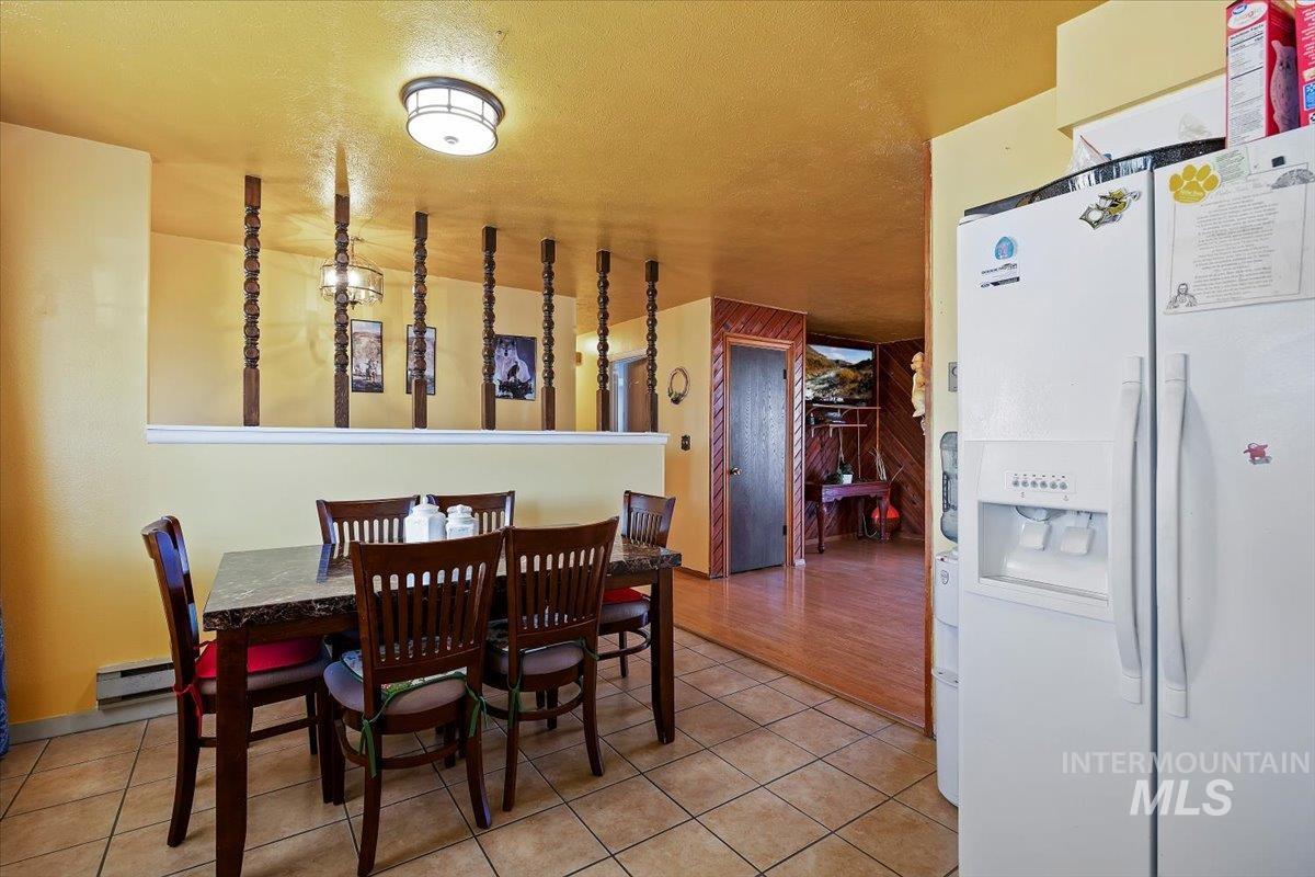 387 N Conant Ave Property Photo 15
