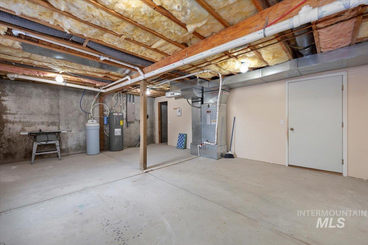 2750 South 850 East Property Photo 37