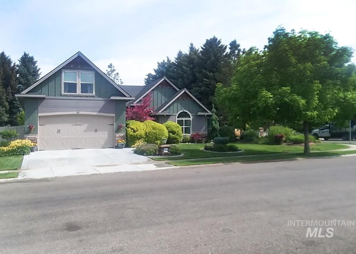 844 W Heather Woods Dr. Property Photo