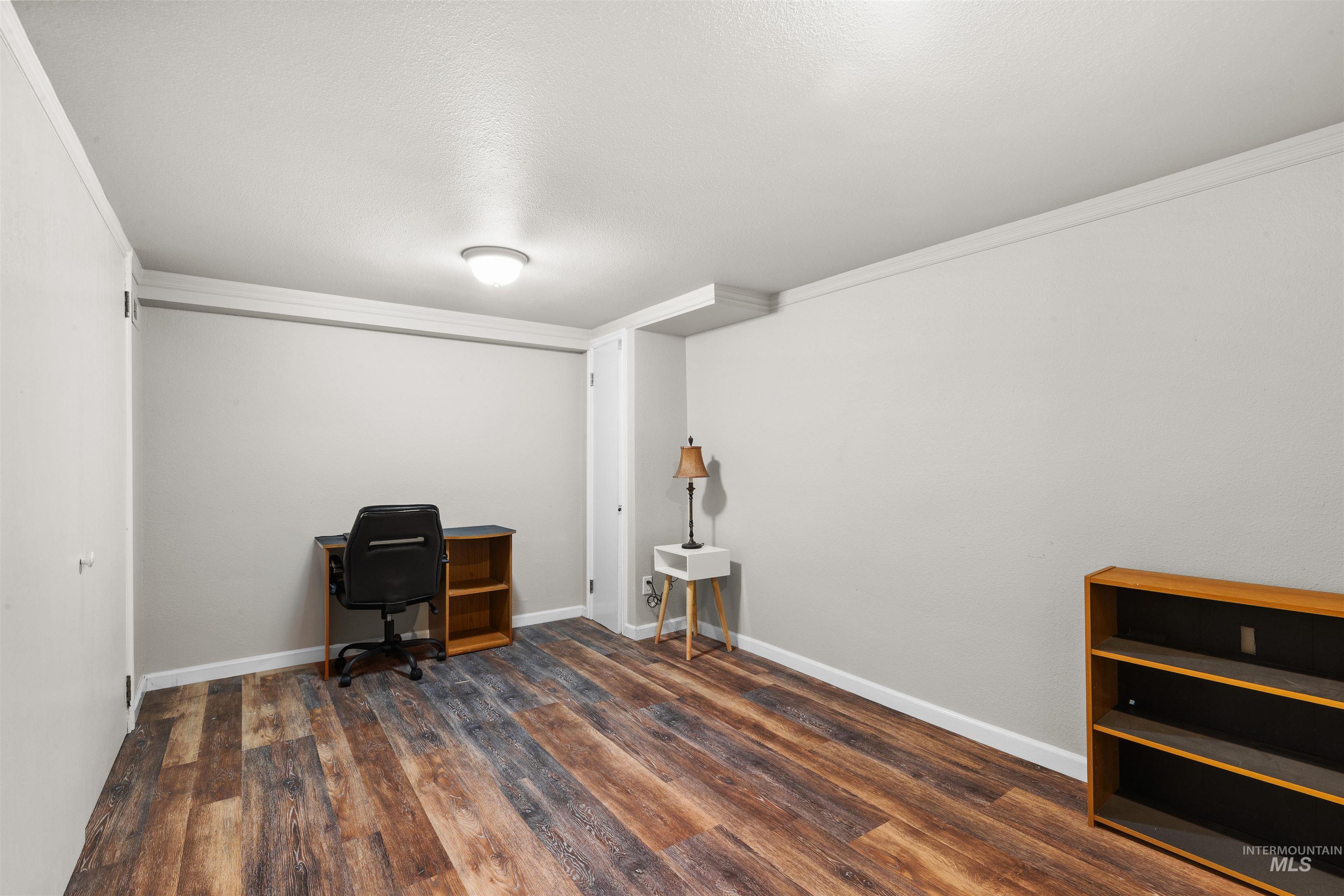 3320 10th Street Property Photo 19