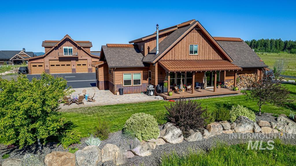 7 Boulder View Place Property Photo