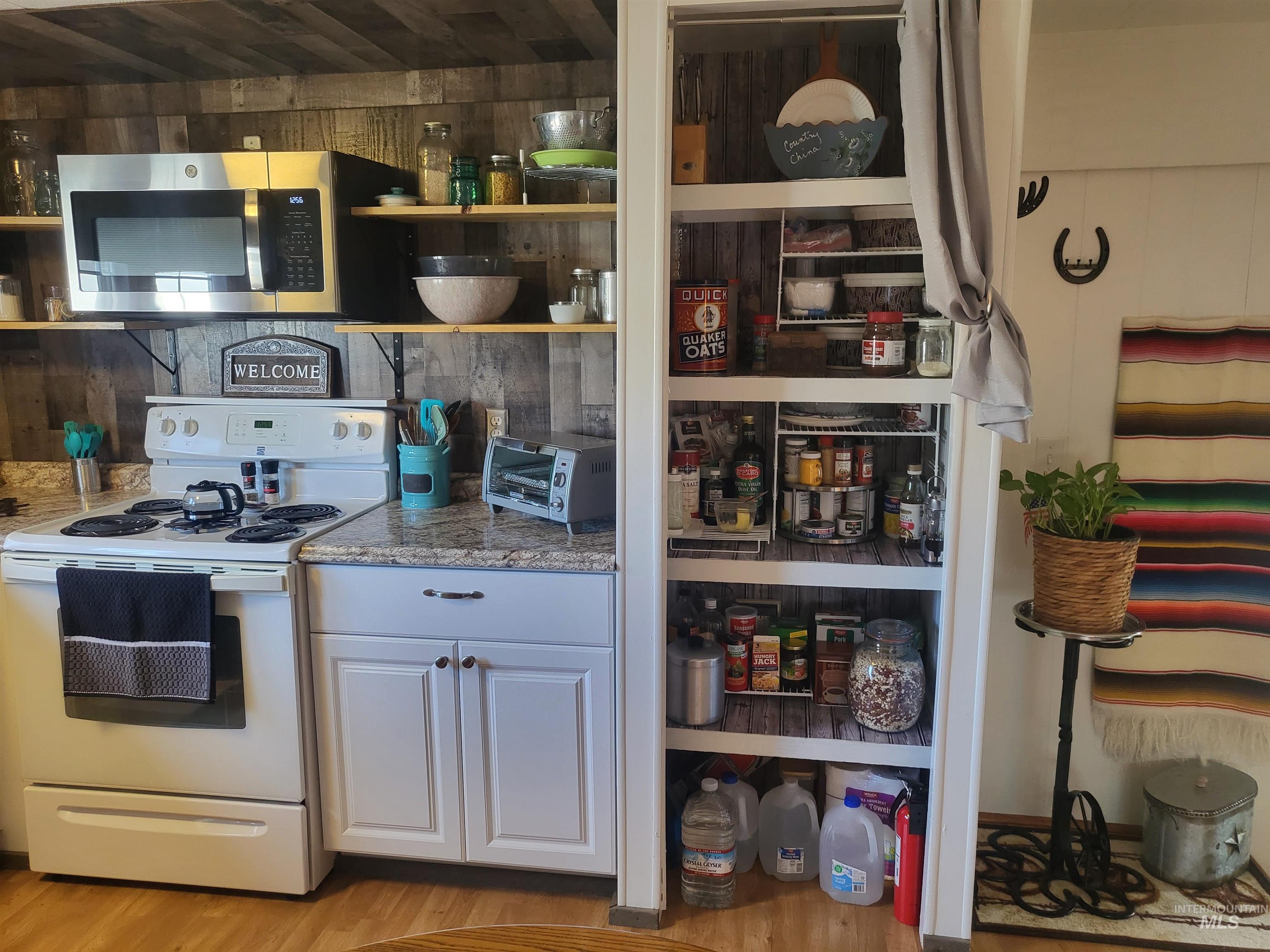 2015 6th Ave #324c Property Photo 8