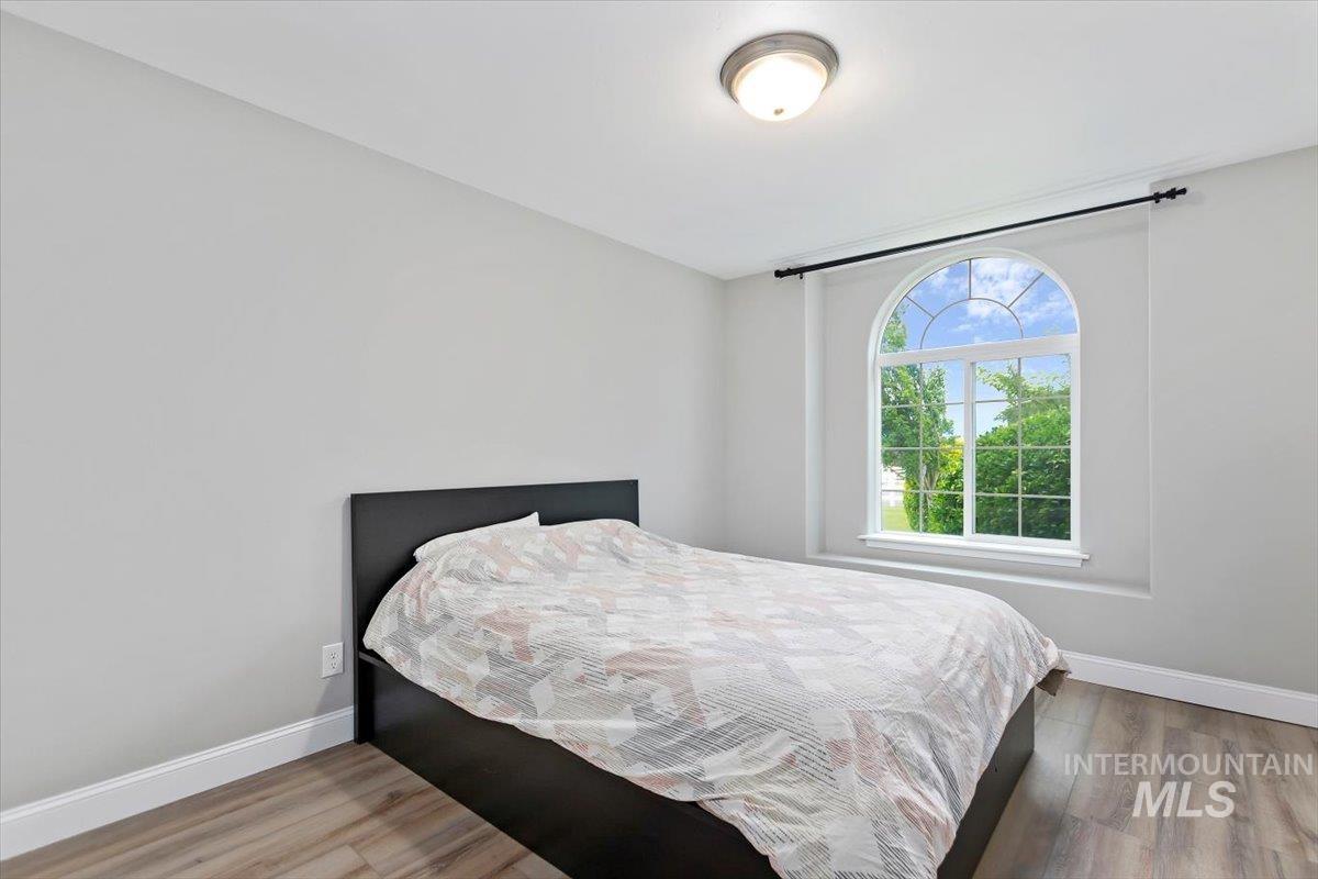 2468 E 3805 N Property Photo 16