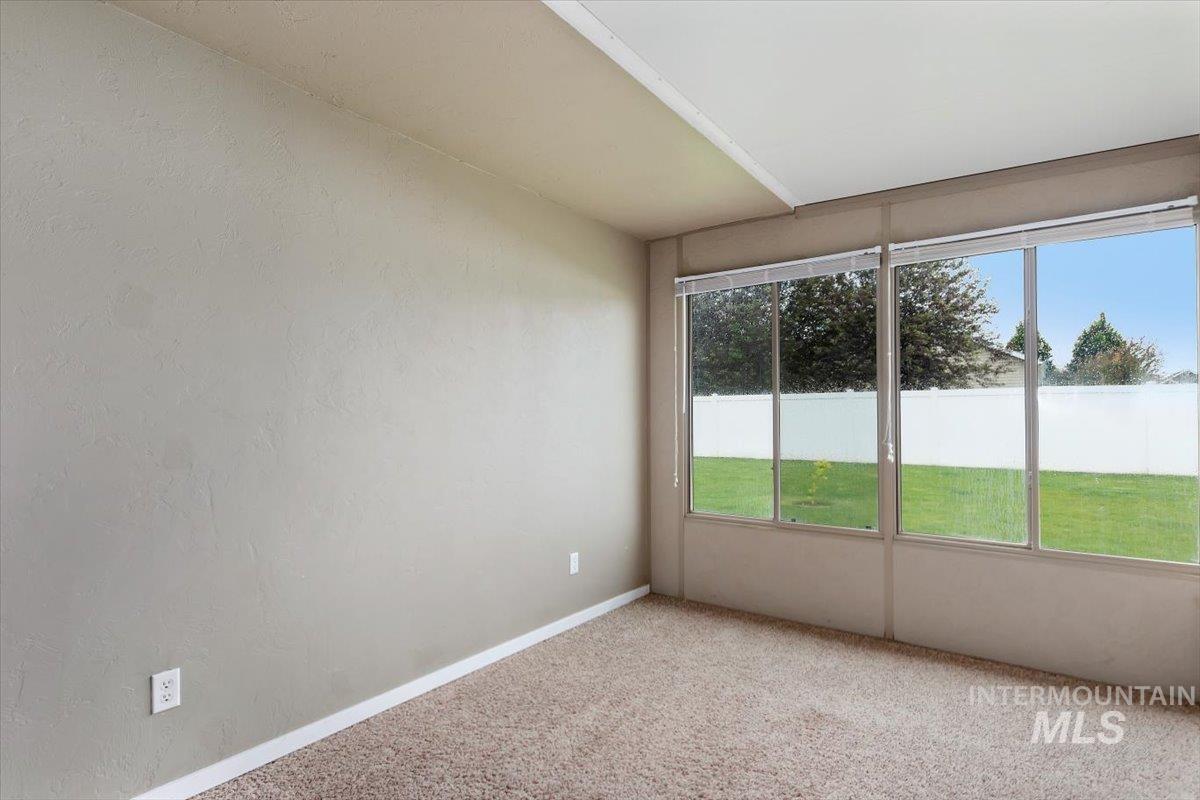 2468 E 3805 N Property Photo 18