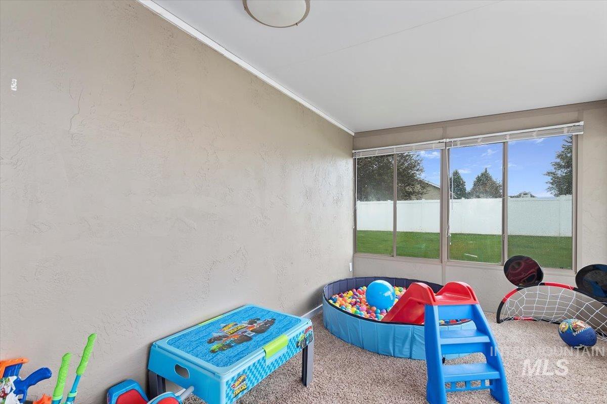 2468 E 3805 N Property Photo 19