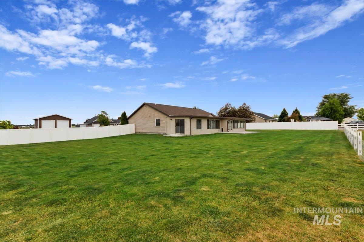 2468 E 3805 N Property Photo 28