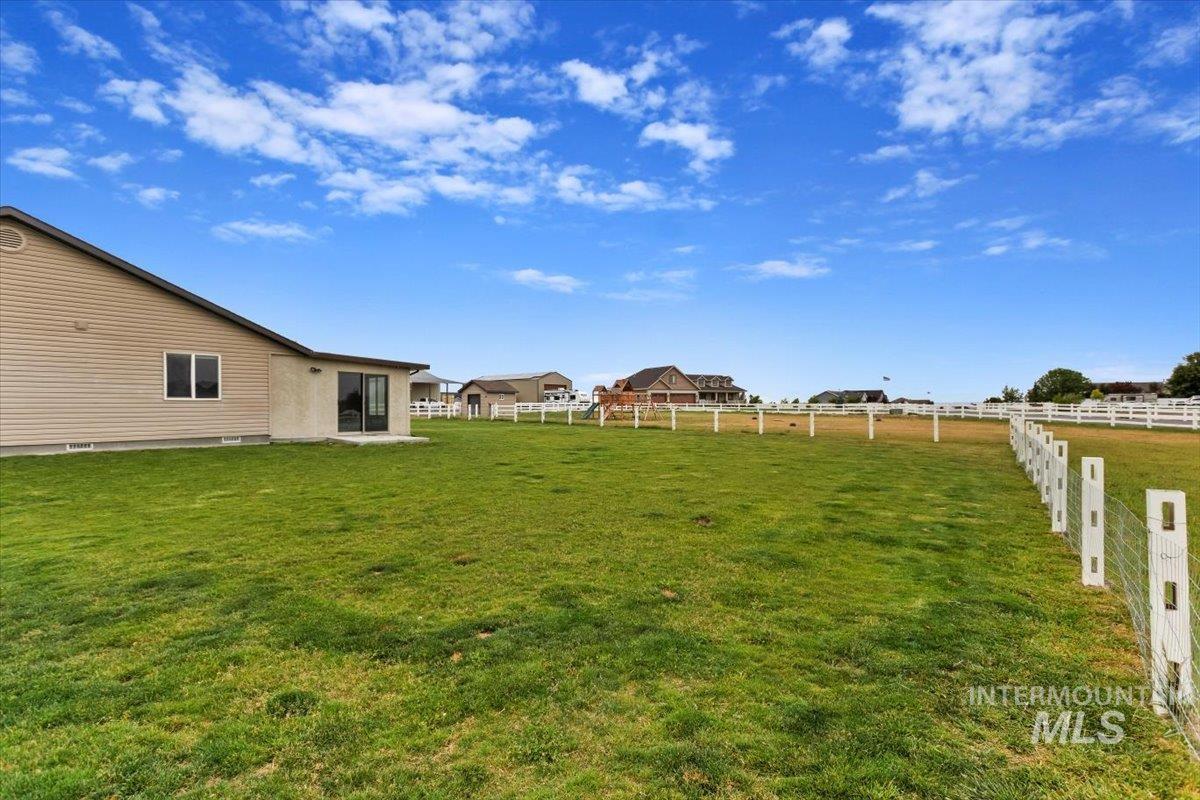2468 E 3805 N Property Photo 30
