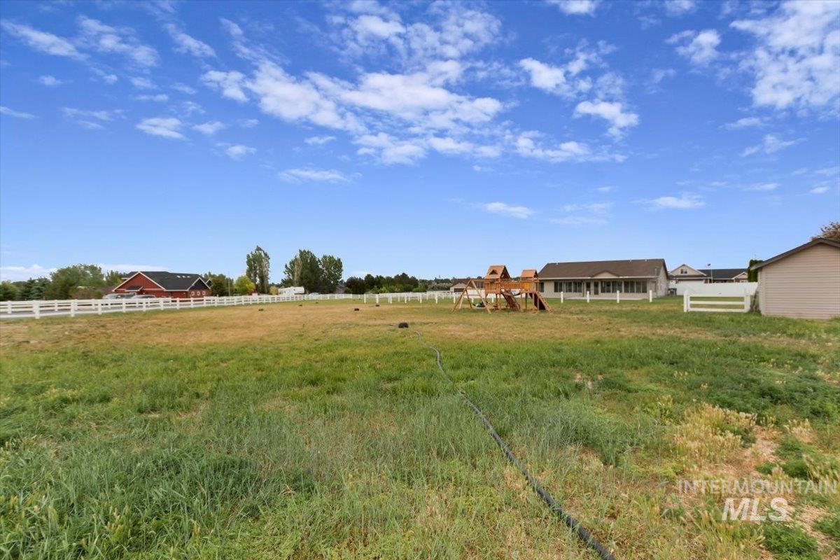 2468 E 3805 N Property Photo 32