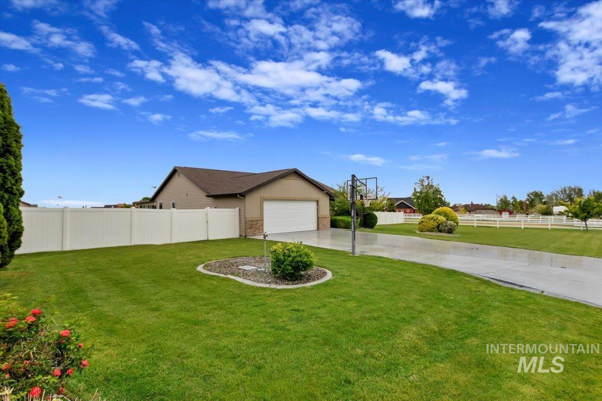 2468 E 3805 N Property Photo 38