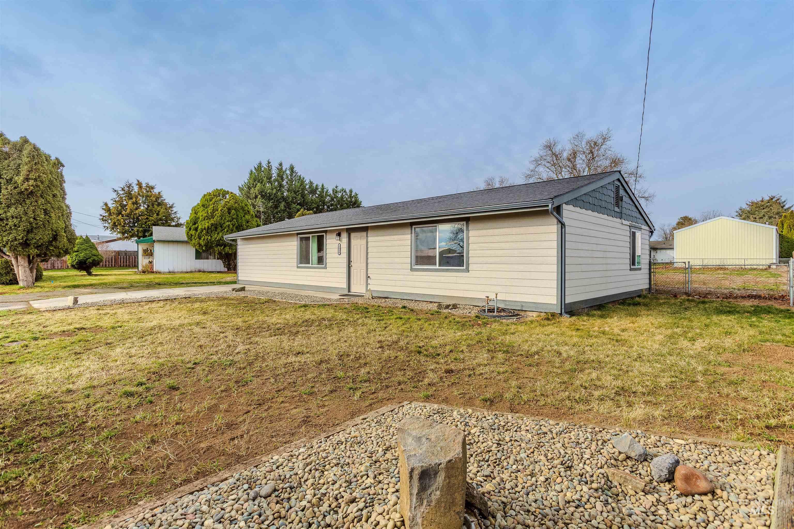 2658 Critchfield Rd Property Photo