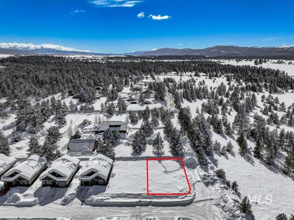 112 Bighorn Court Property Photo 10
