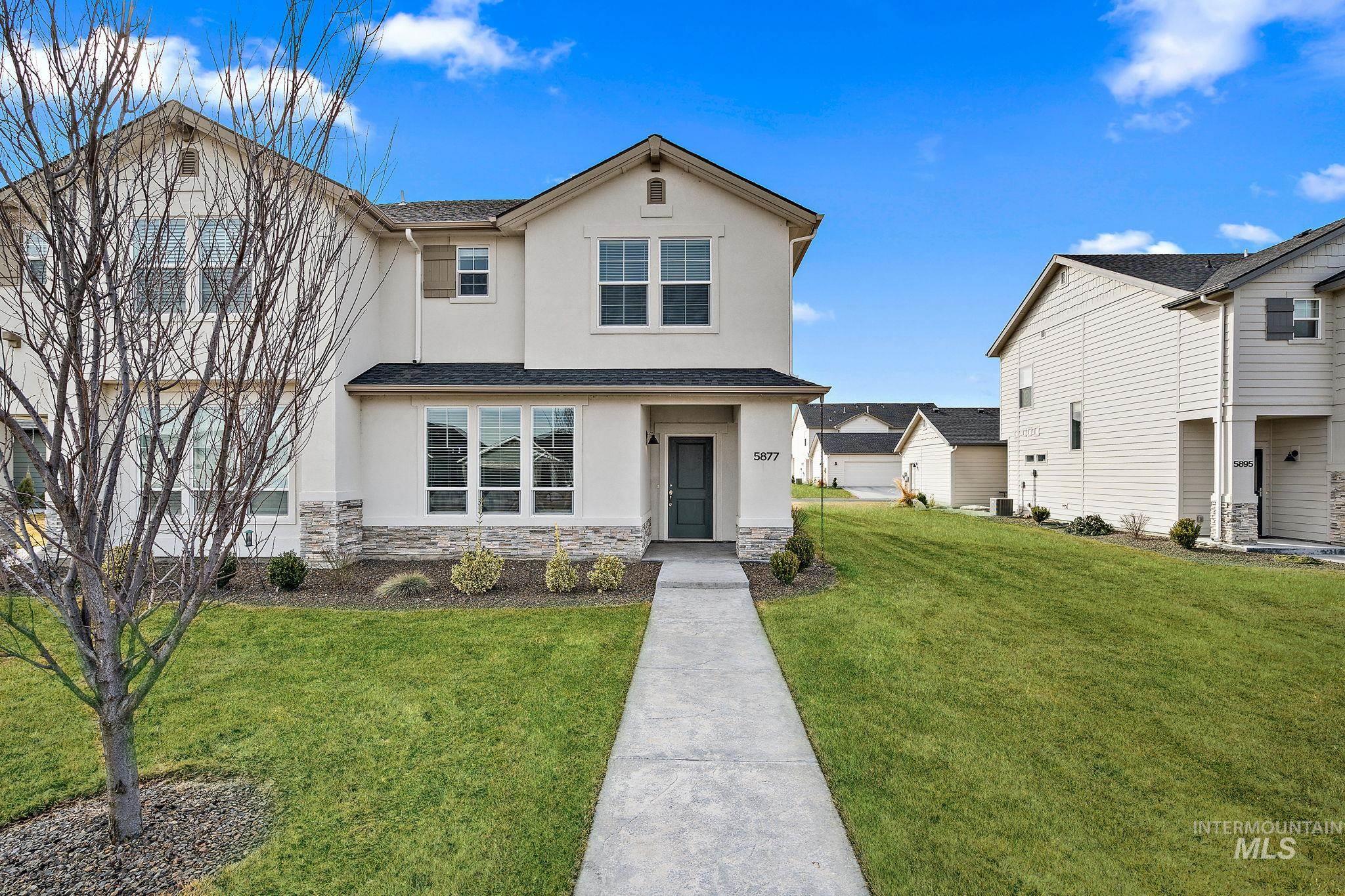 5877 W Hamm Property Photo 1