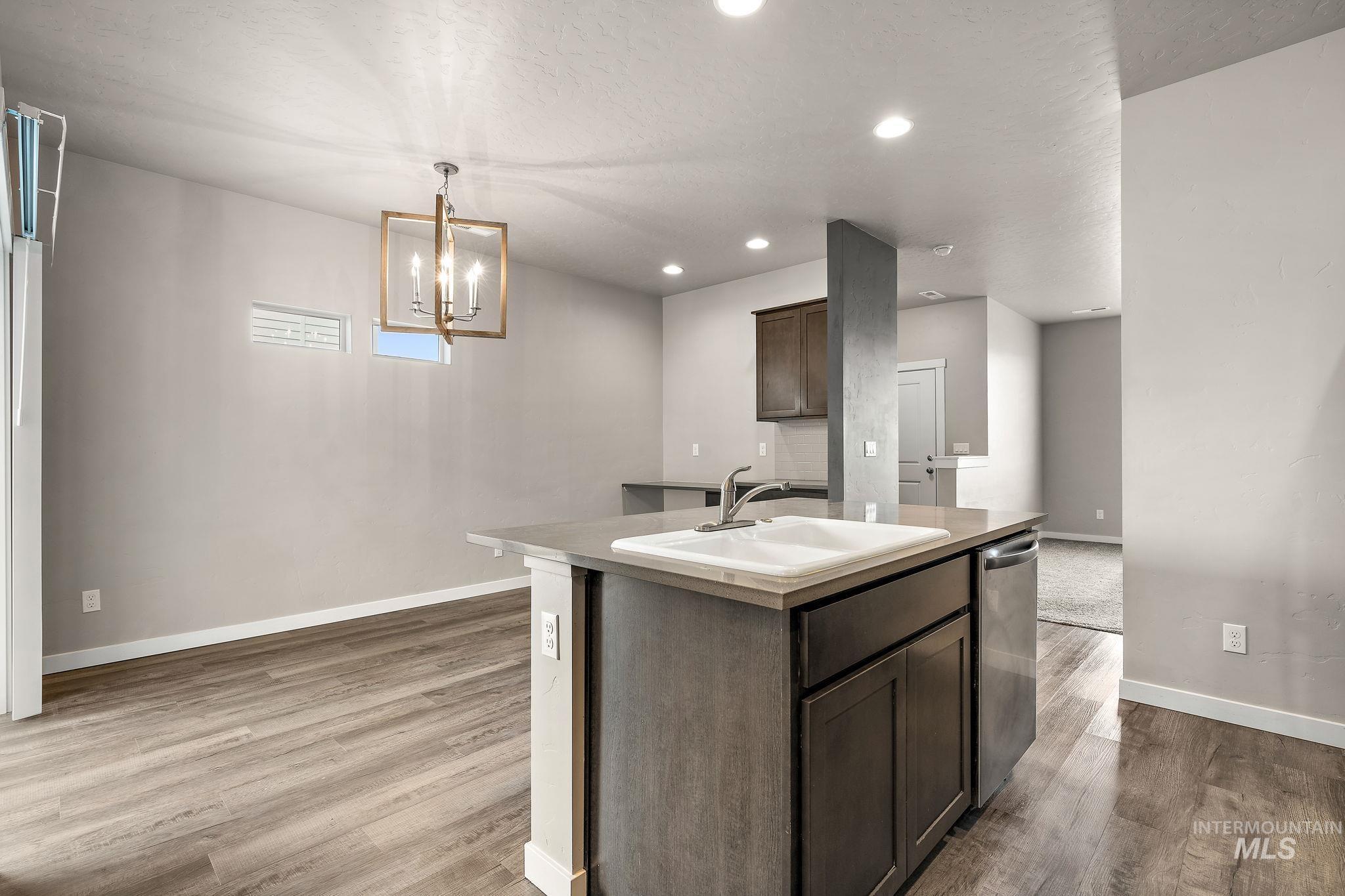 5877 W Hamm Property Photo 11