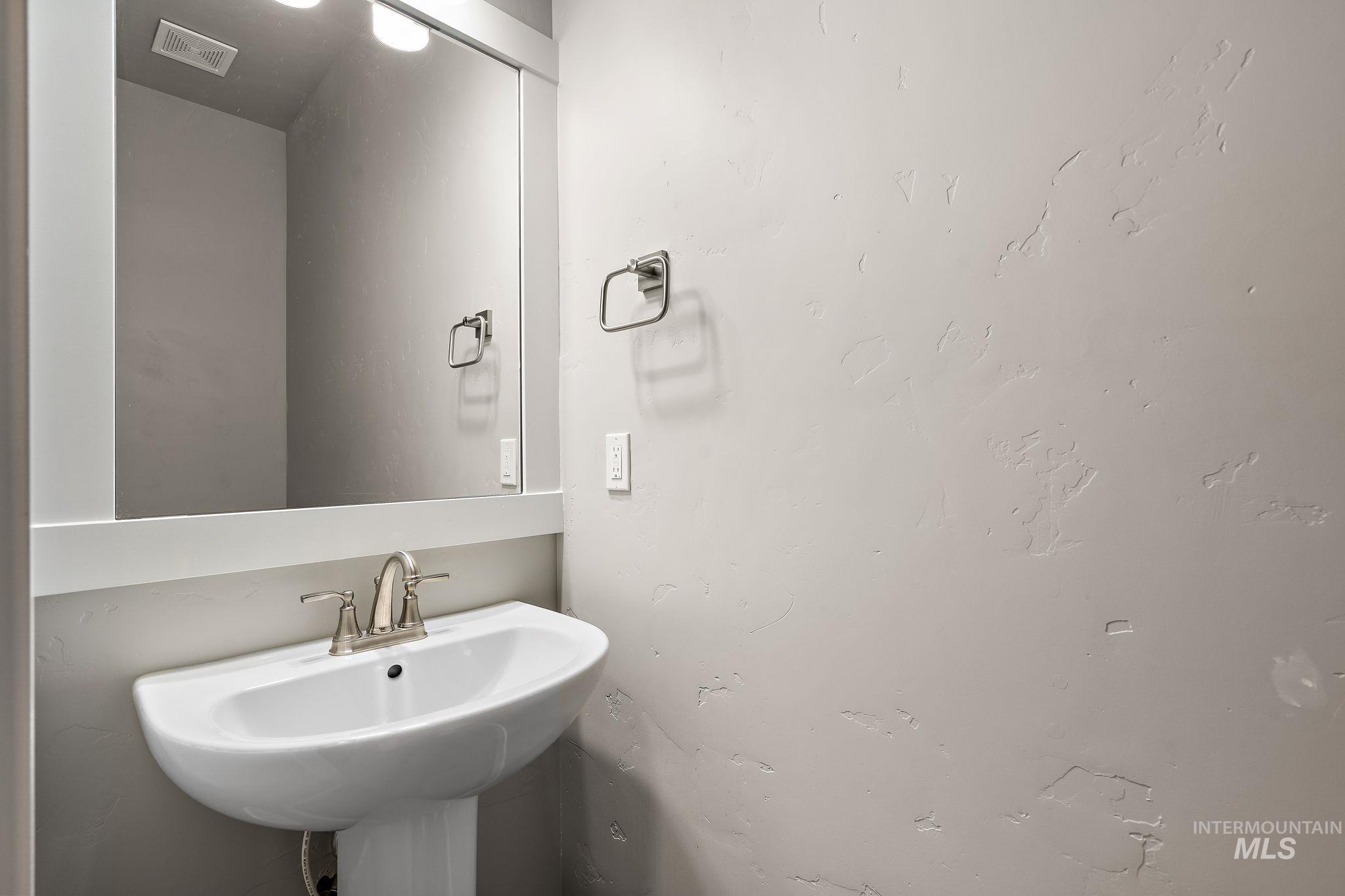5877 W Hamm Property Photo 20