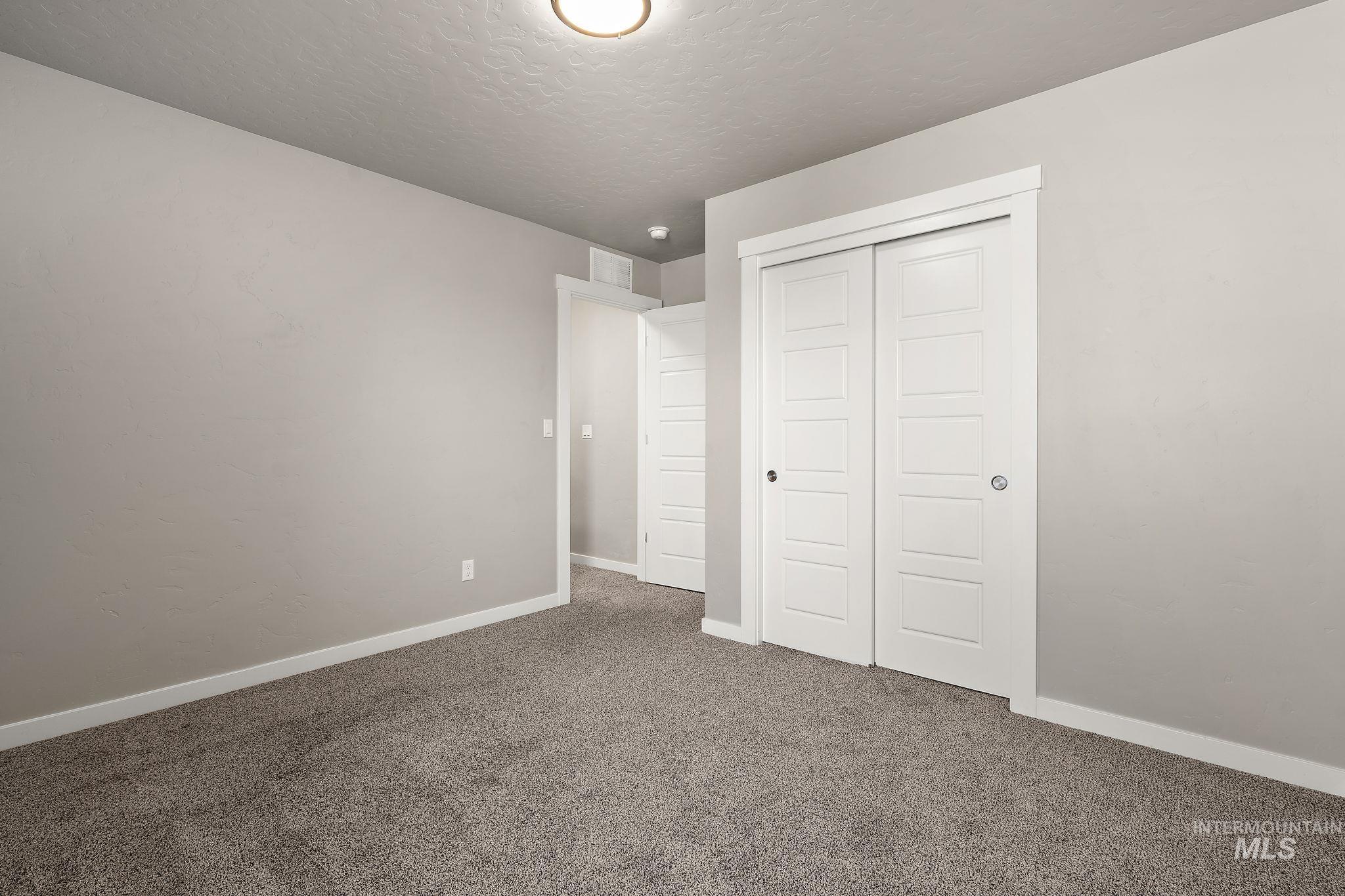 5877 W Hamm Property Photo 23