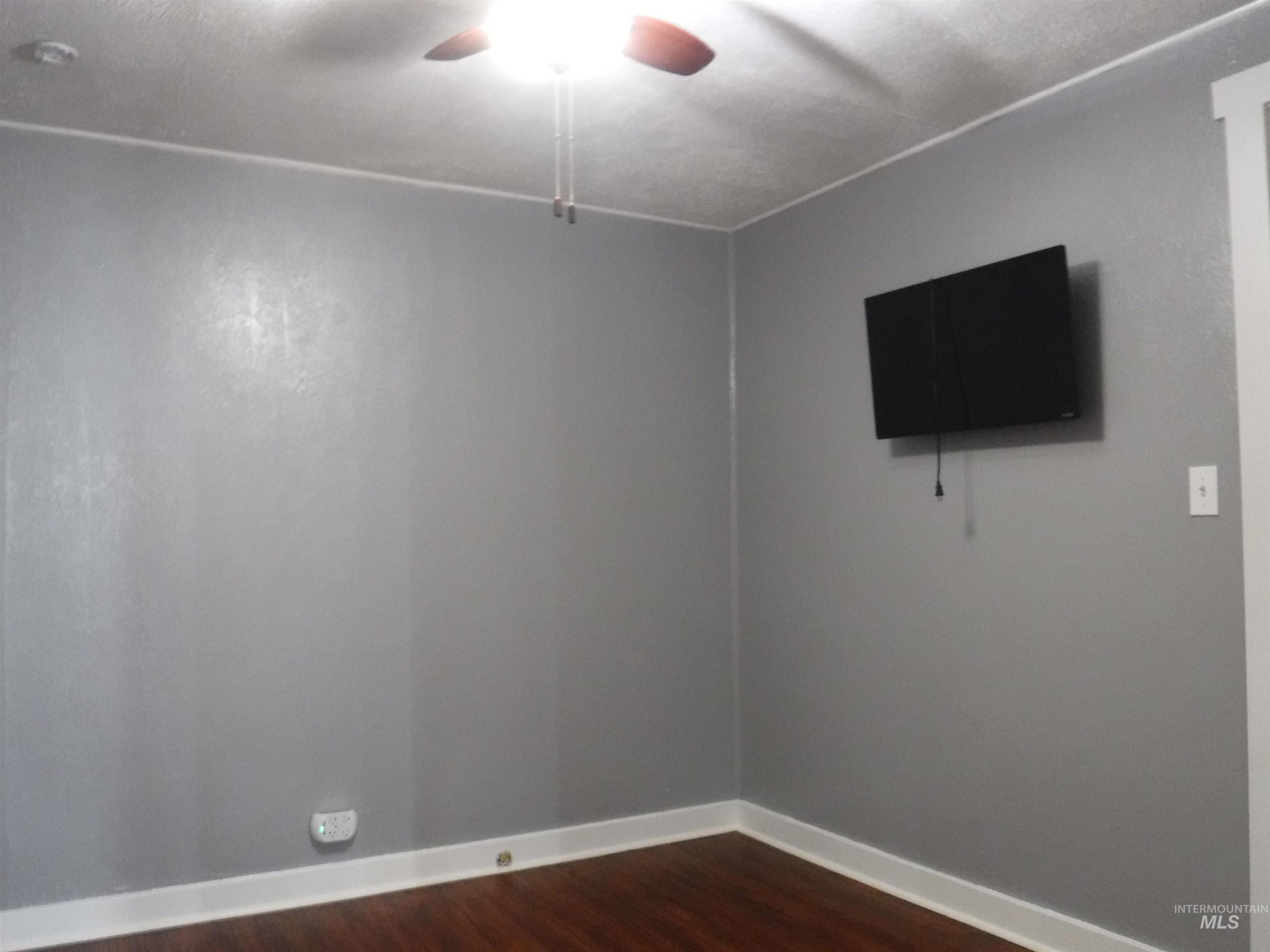 1010 6th Street Property Photo 12