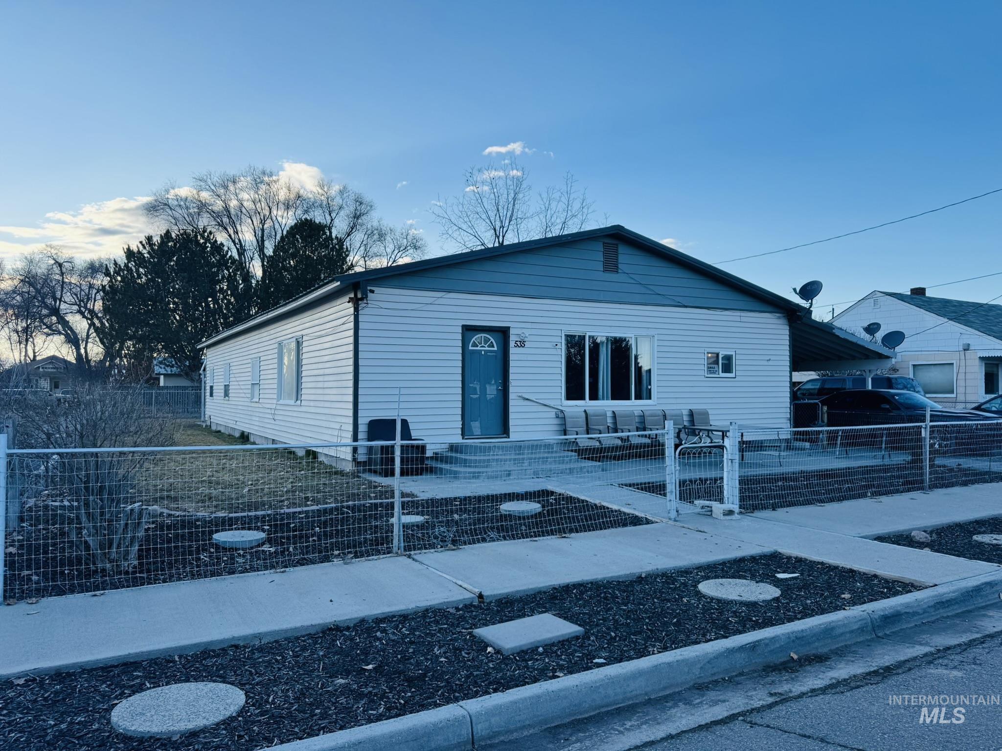 535 15th St. Property Photo