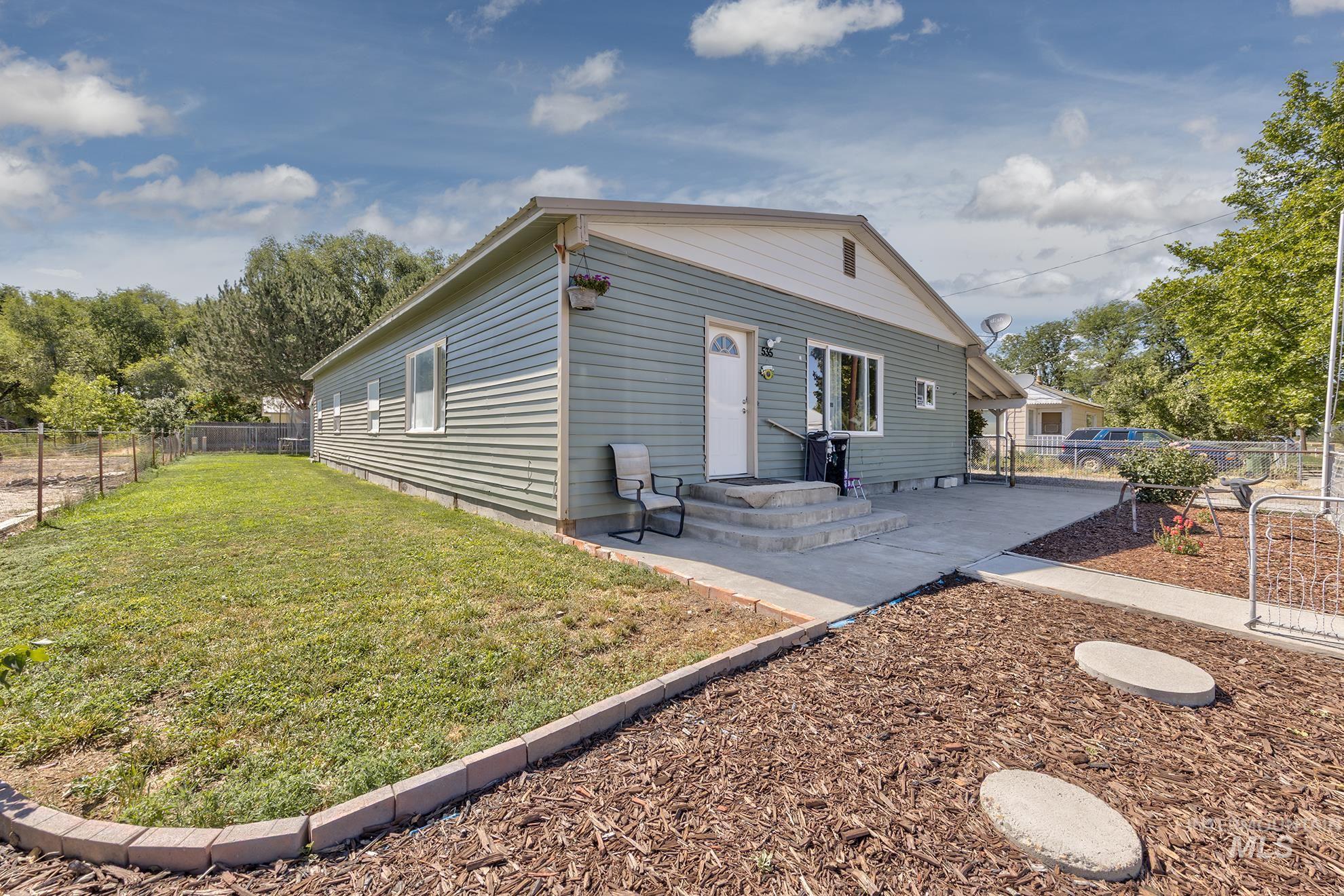 535 15th St. Property Photo 1