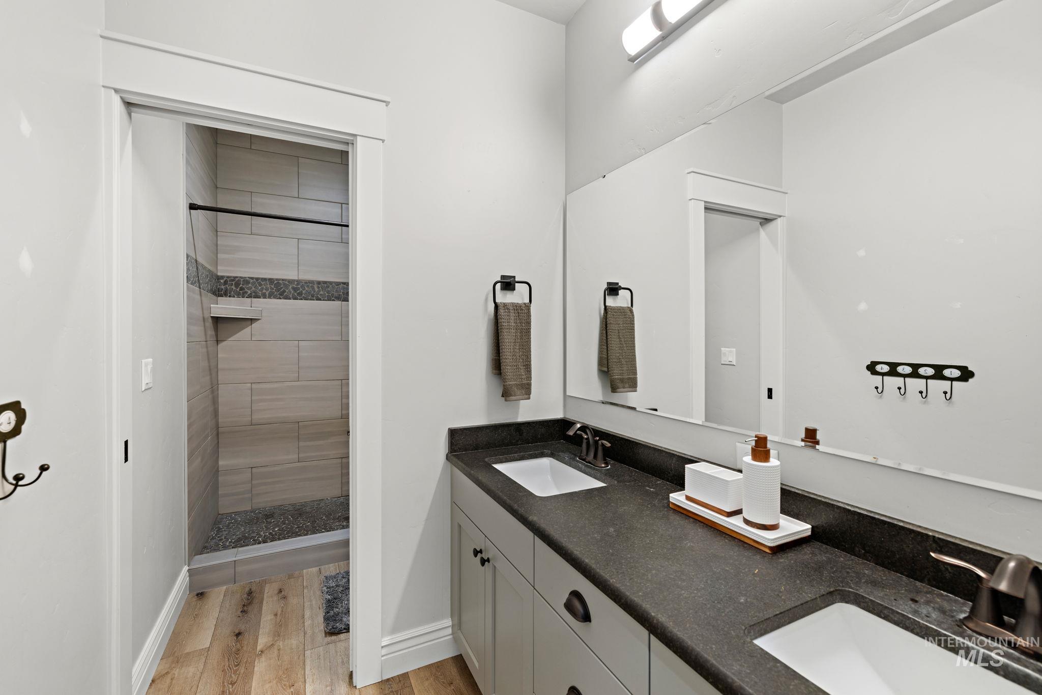 17293 Goodson Road Property Photo 40