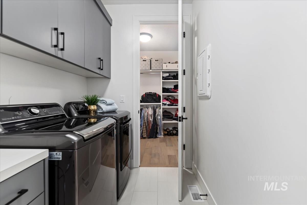 10660 W Lothbury Dr Property Photo 25