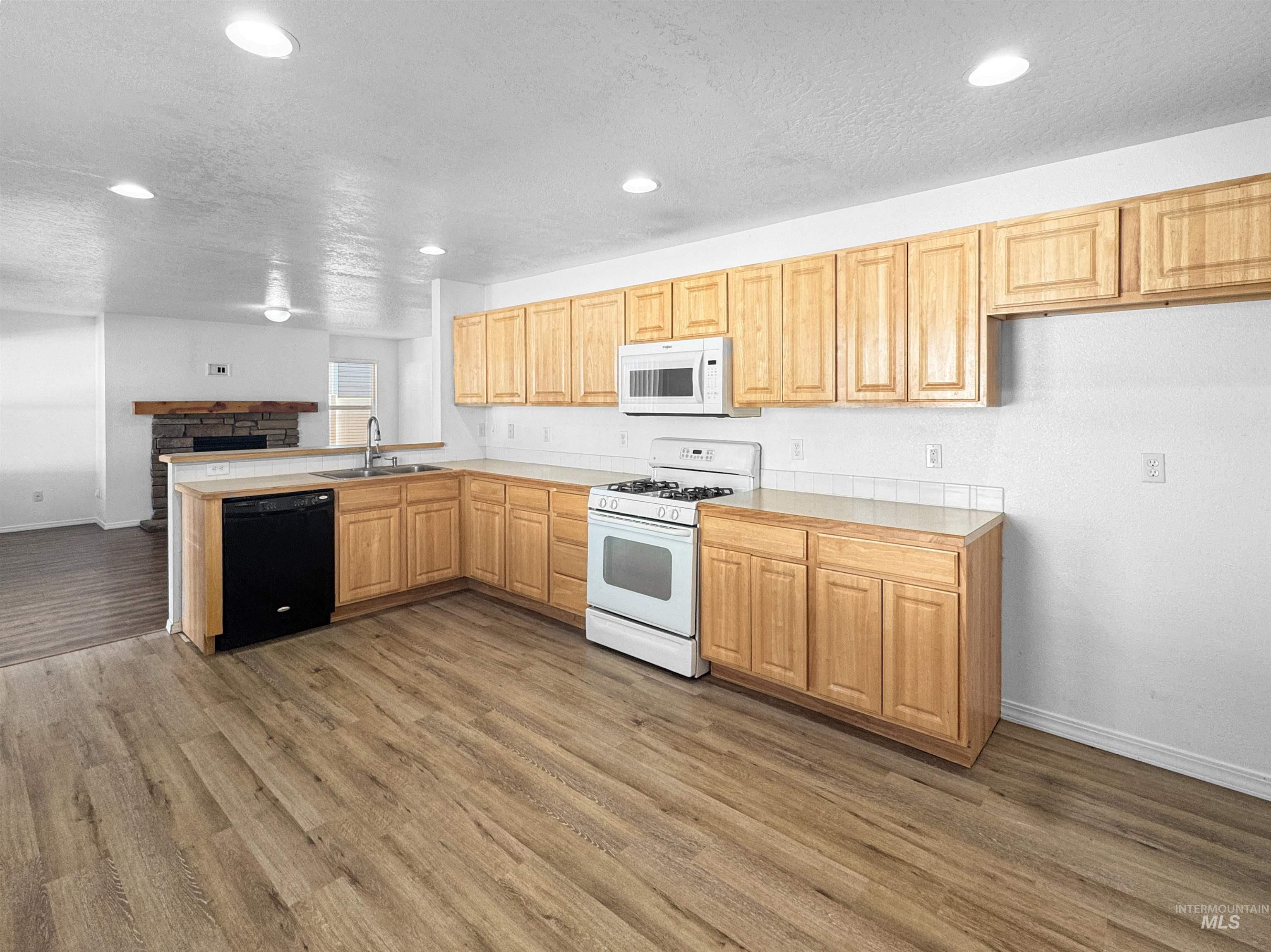 334 E Brush Gulch Property Photo 9