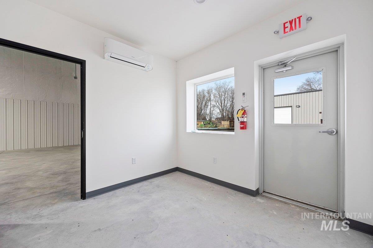 960 Washington St. S. Unit 3 Property Photo 6