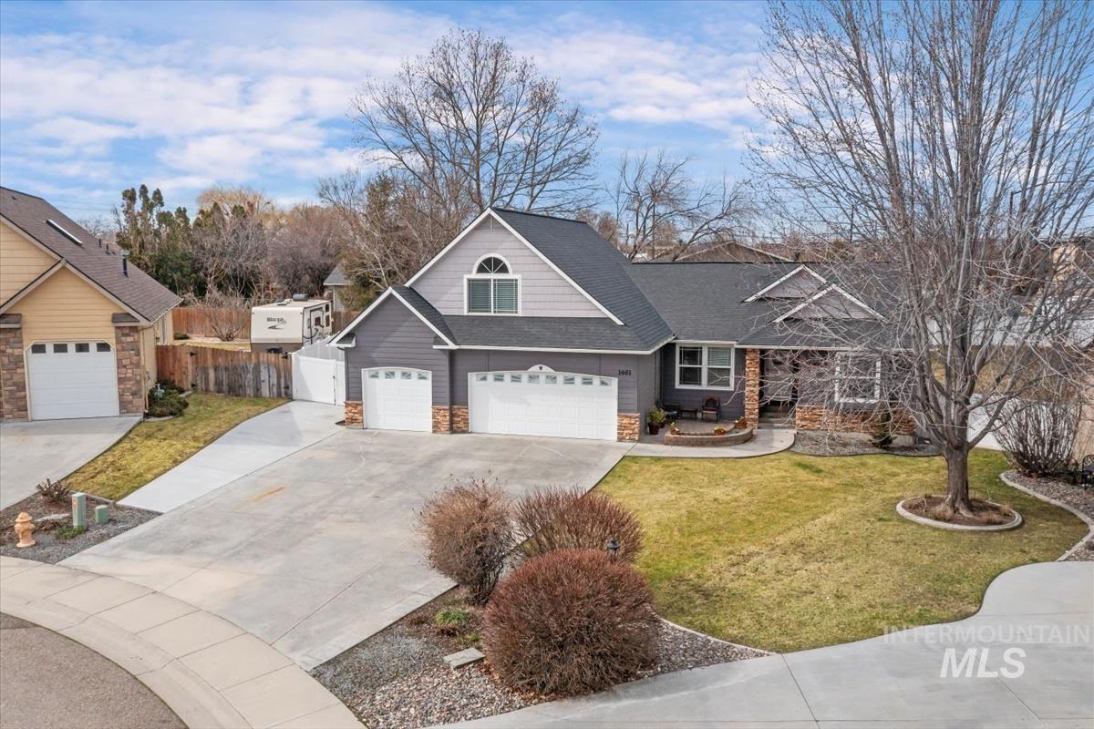 Archer Pointe Real Estate Listings Main Image