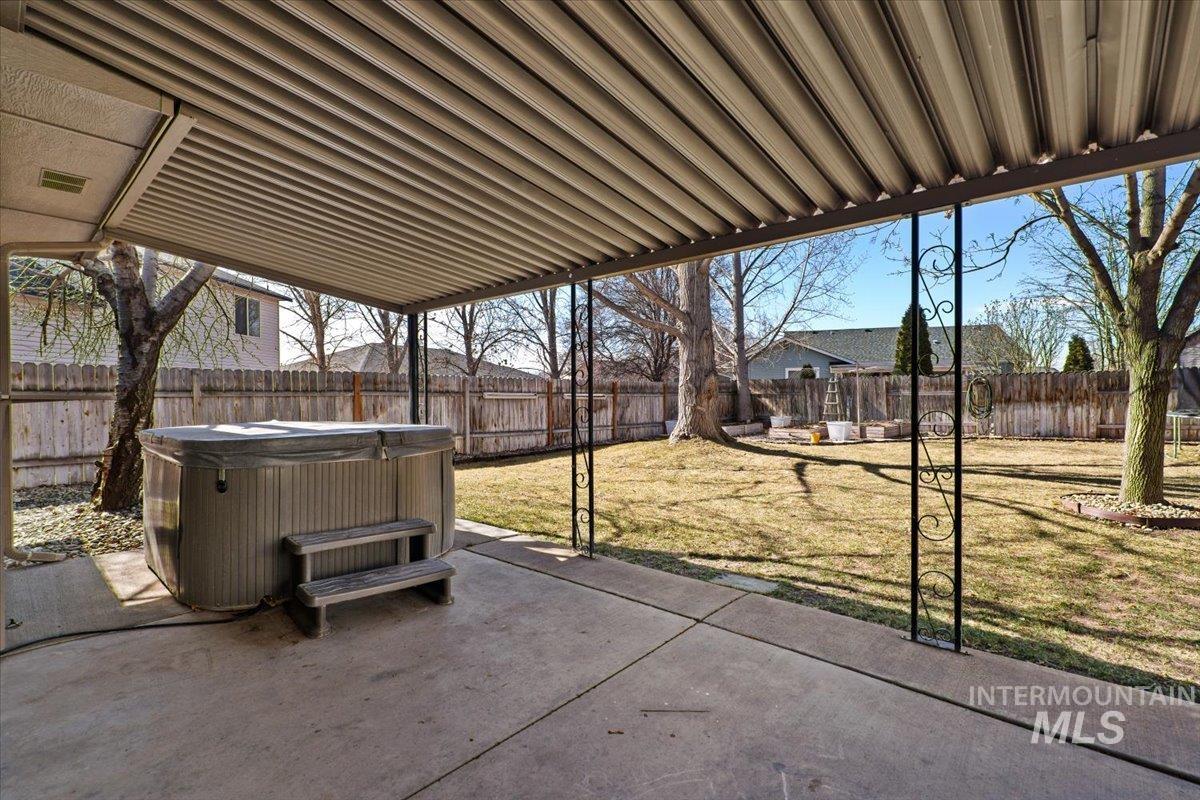 1127 S Ada Street Property Photo 29