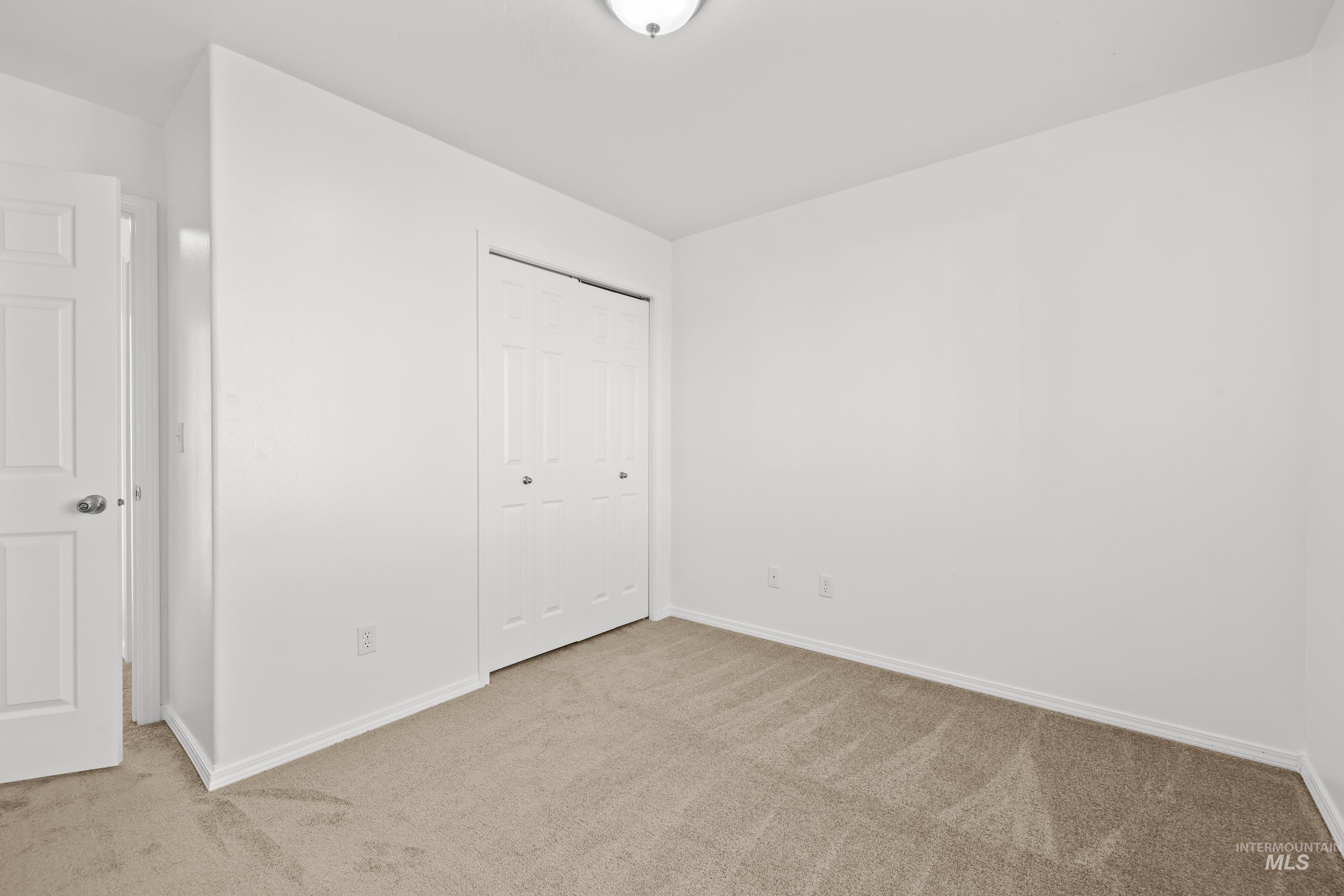 1379 Nw Withrow Ct Property Photo 26