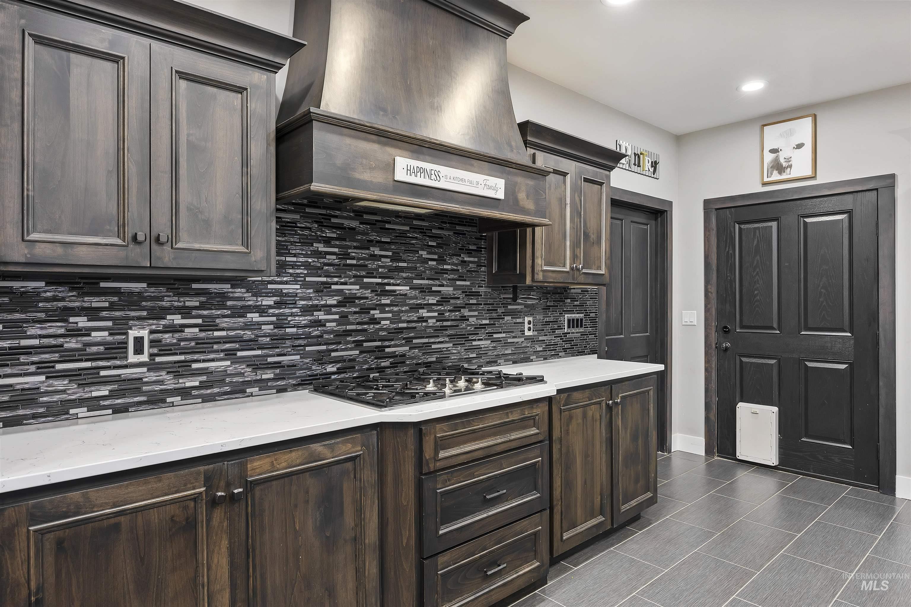 4030 N 3329 E Property Photo 11