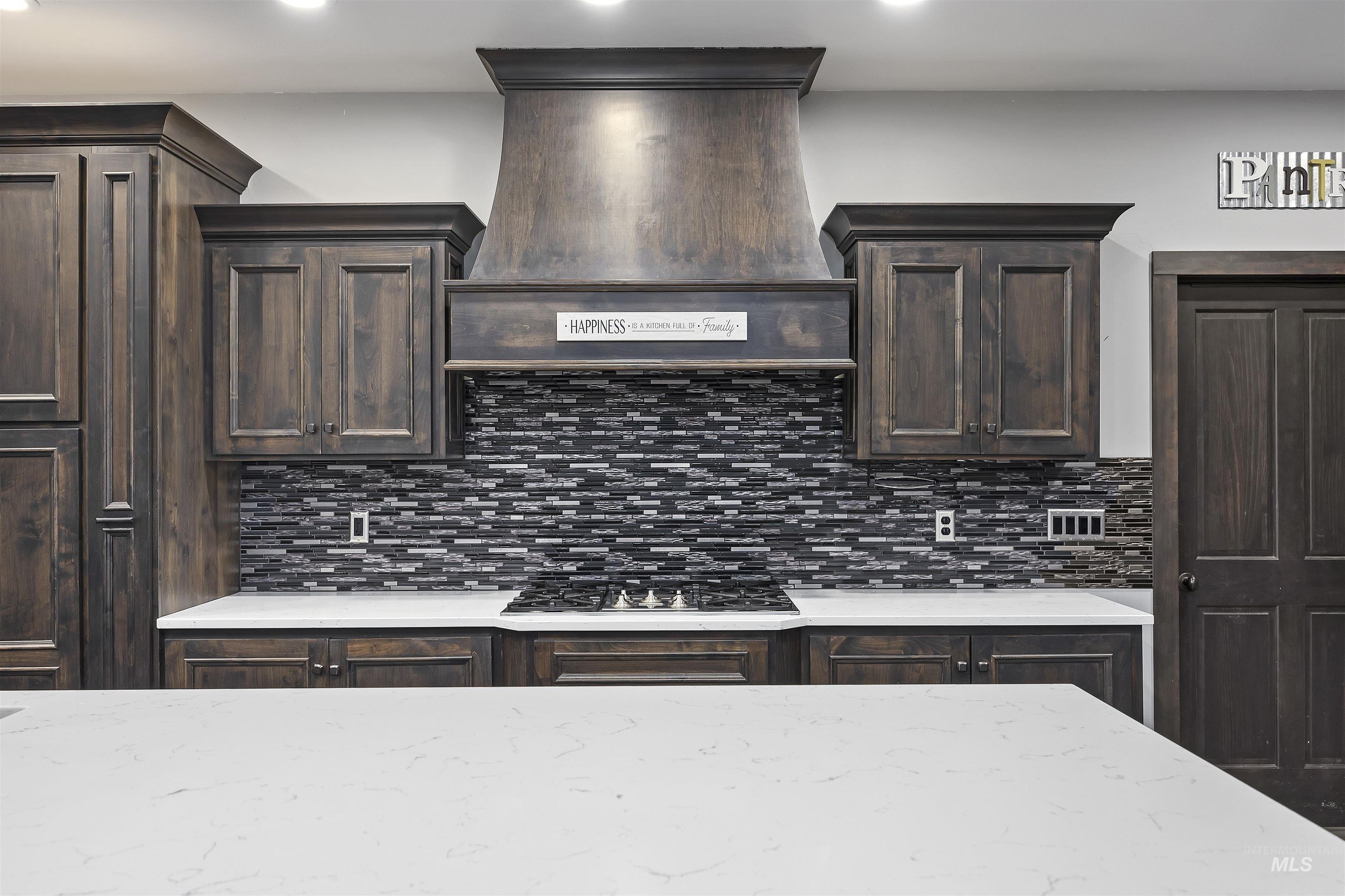 4030 N 3329 E Property Photo 12