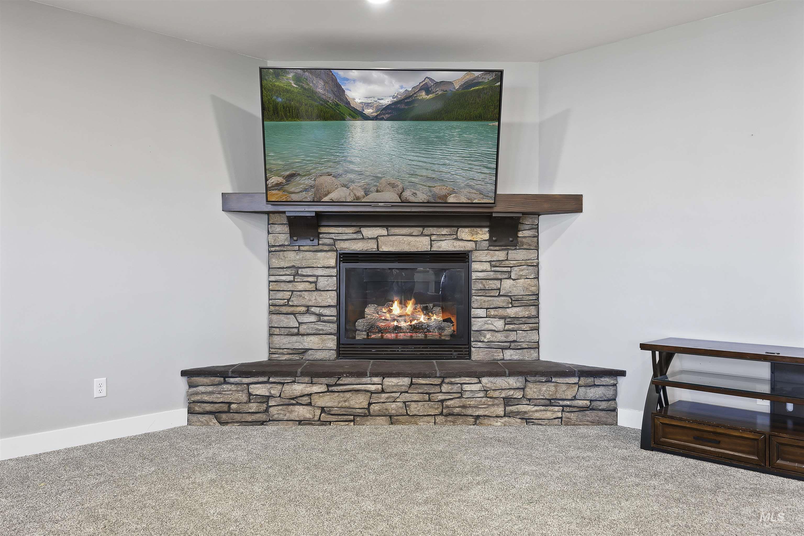 4030 N 3329 E Property Photo 17