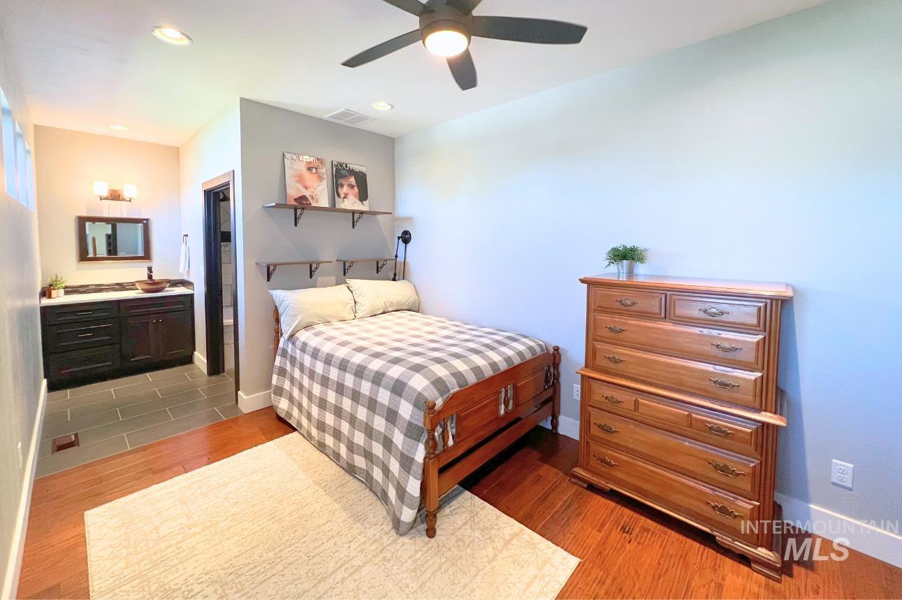 4030 N 3329 E Property Photo 26
