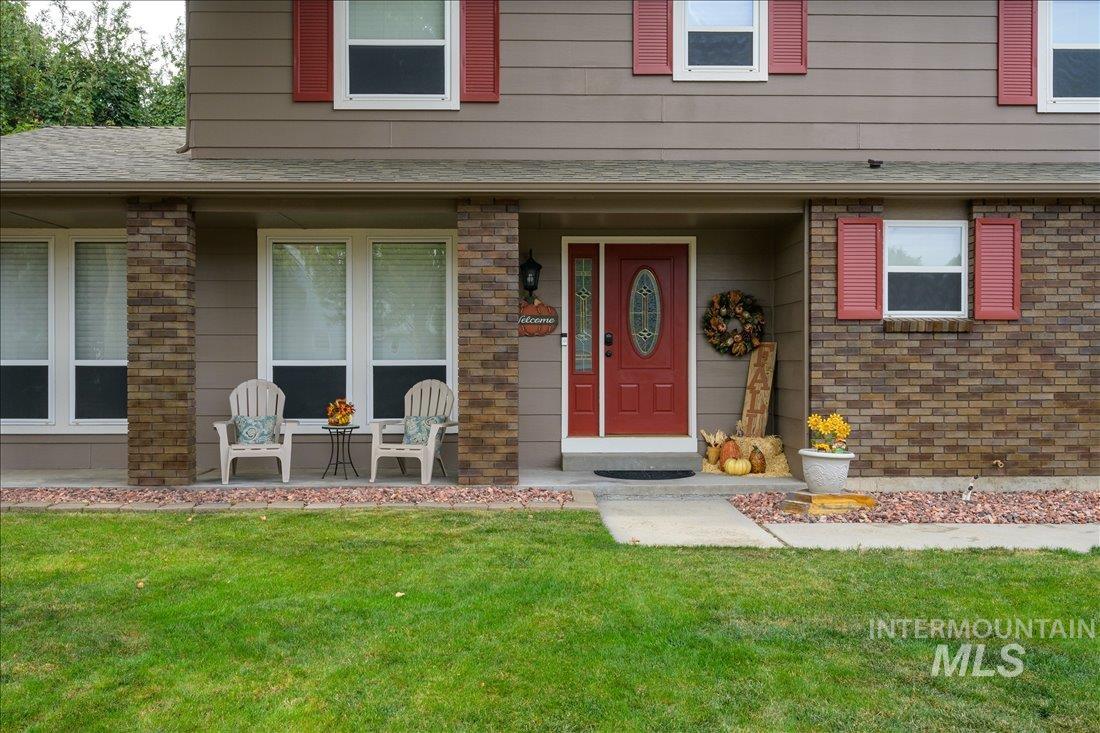 5328 W Bainbridge Dr. Property Photo 1
