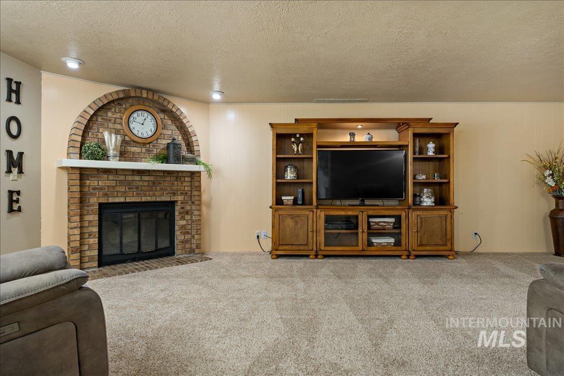 5328 W Bainbridge Dr. Property Photo 16