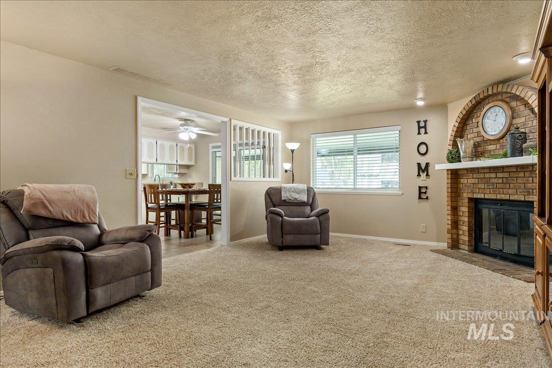 5328 W Bainbridge Dr. Property Photo 17