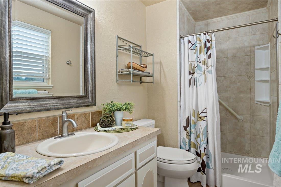 5328 W Bainbridge Dr. Property Photo 23