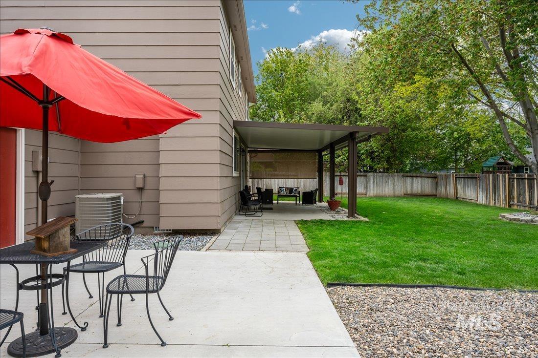 5328 W Bainbridge Dr. Property Photo 31