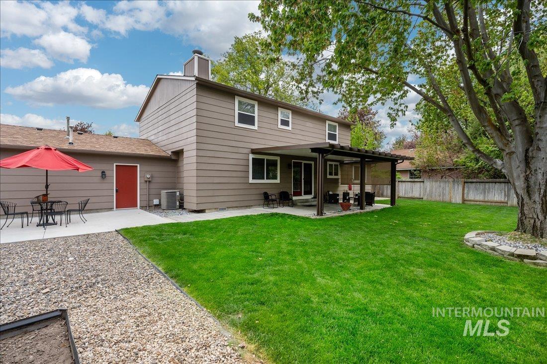5328 W Bainbridge Dr. Property Photo 33